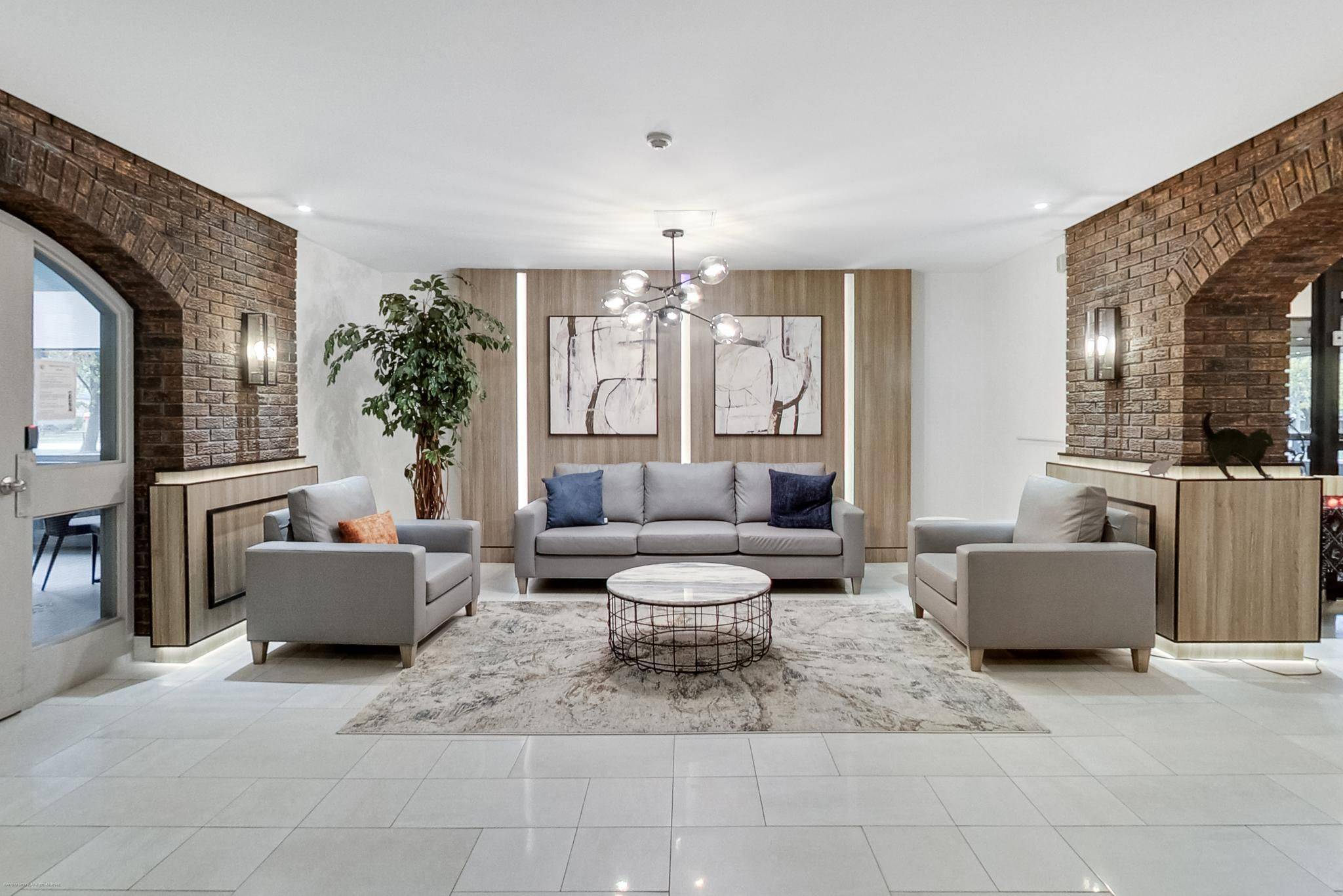 Mississauga, ON L5J 4B6,966 Inverhouse DR #511