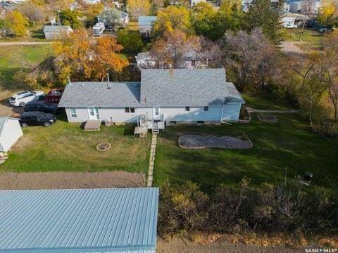 Smiley, SK S0L 2Z0,207 2nd AVENUE W