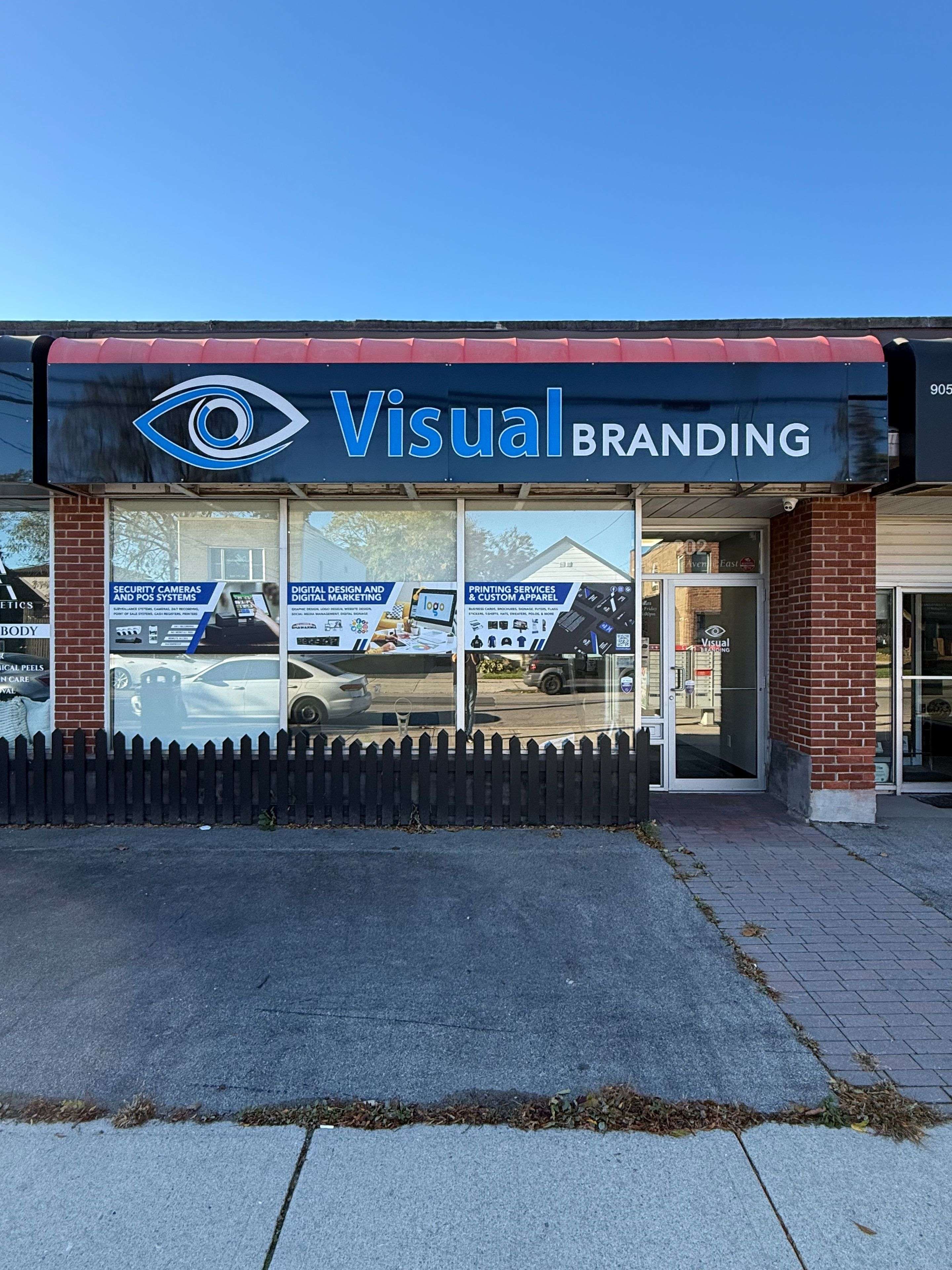 Hamilton, ON L9A 1R1,302 BRUCEDALE AVE