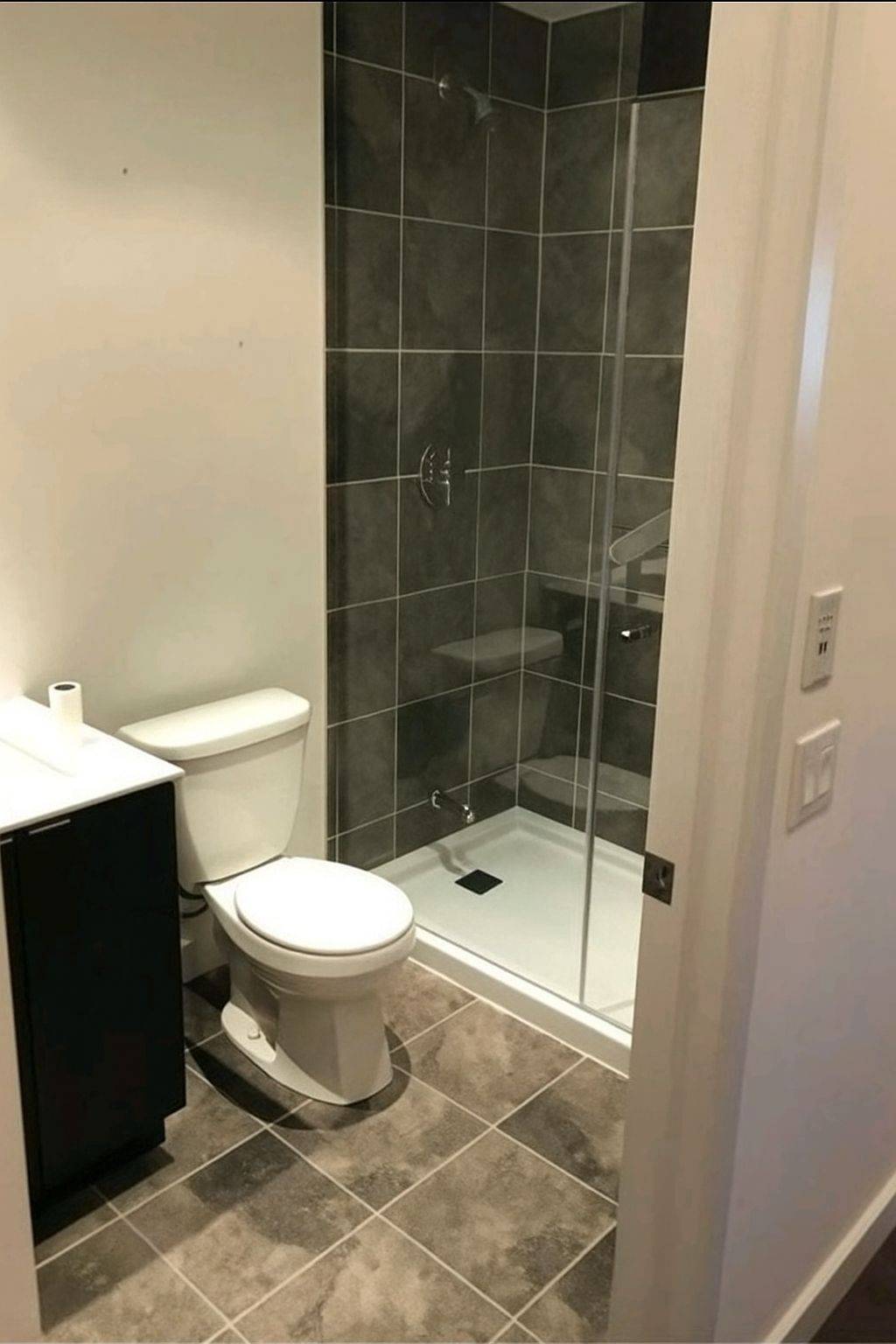 Mississauga, ON L5M 0W5,5005 Harvard RD #104