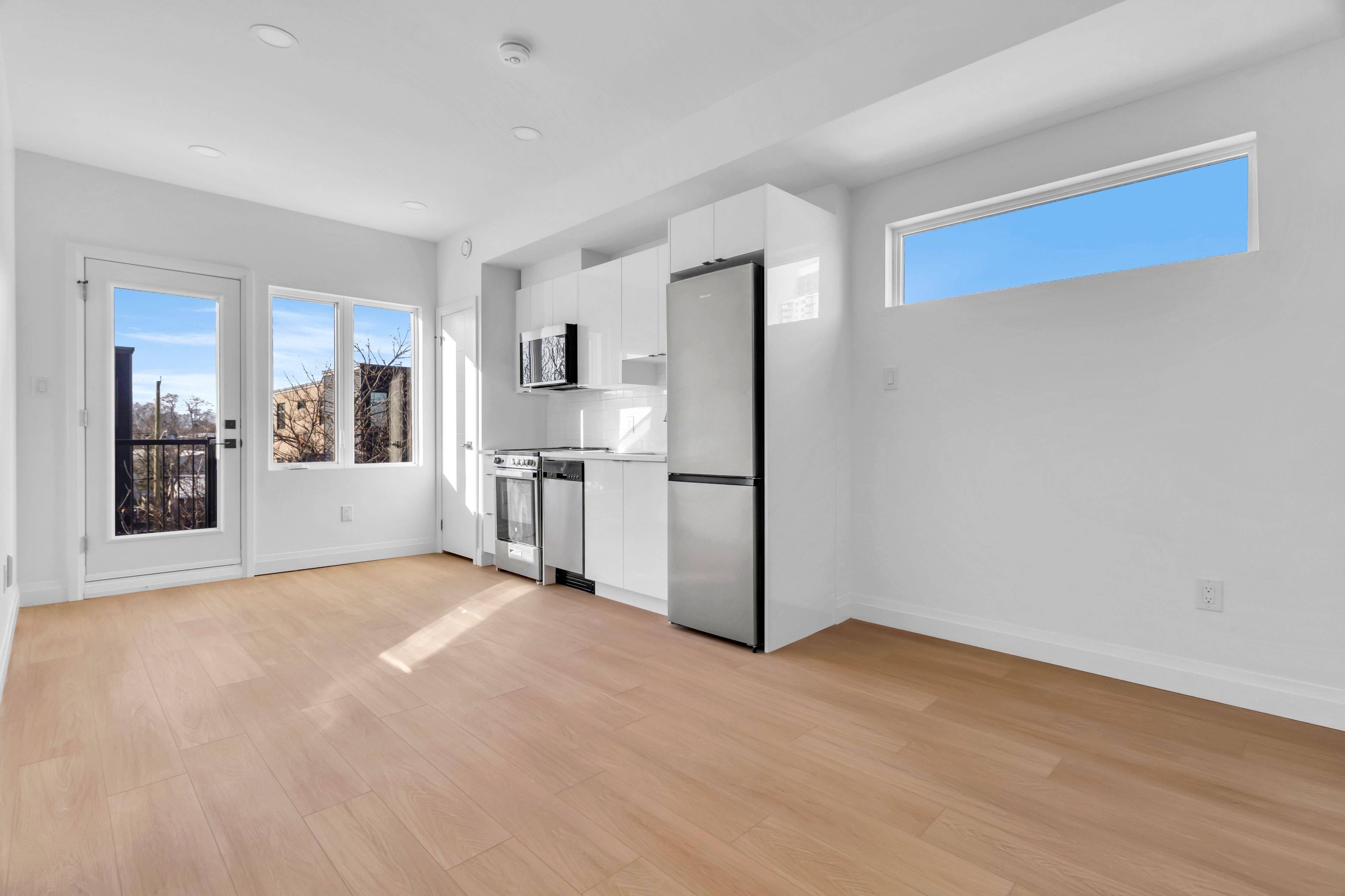 Westboro - Hampton Park, ON K1Z 5N4,368 Tweedsmuir AVE #302