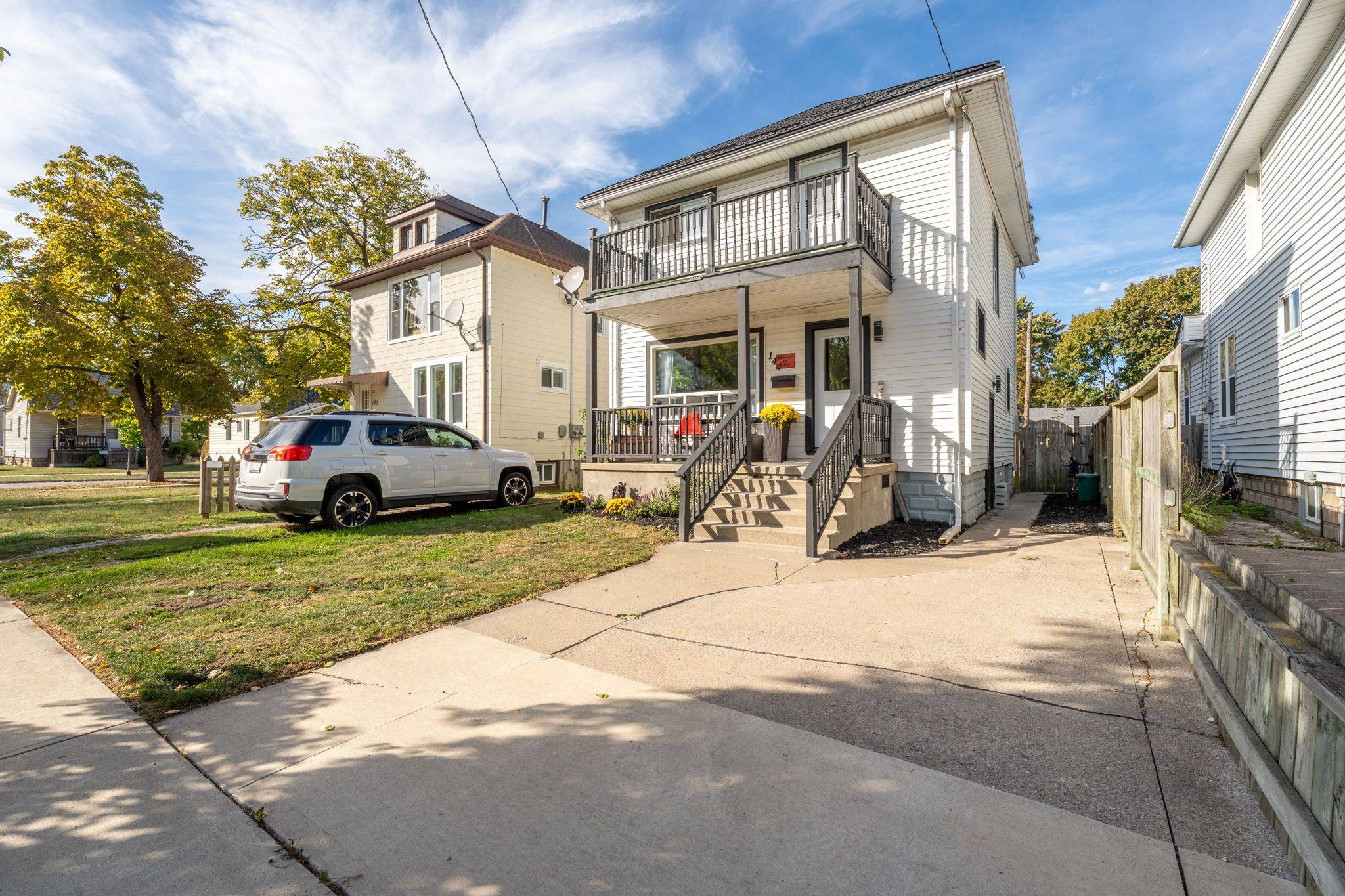 Sarnia, ON N7T 1S7,144 Richard ST