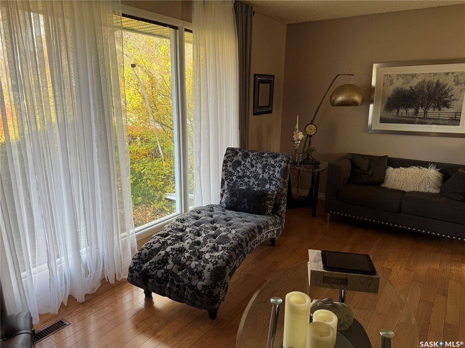 Weyburn, SK S4H 0S2,216 Ash DRIVE