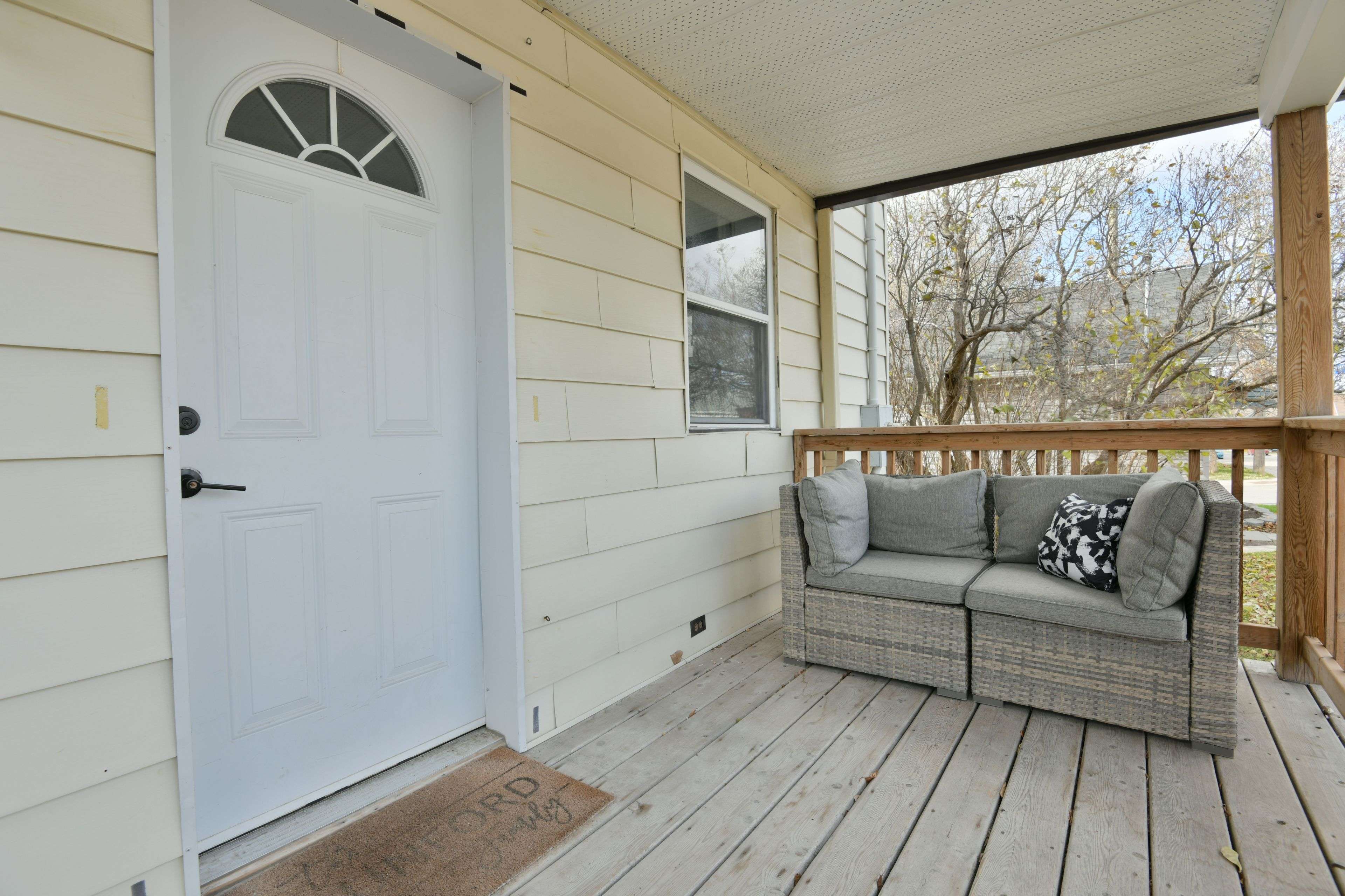 Renfrew, ON K7V 2G4,190 Carswell ST