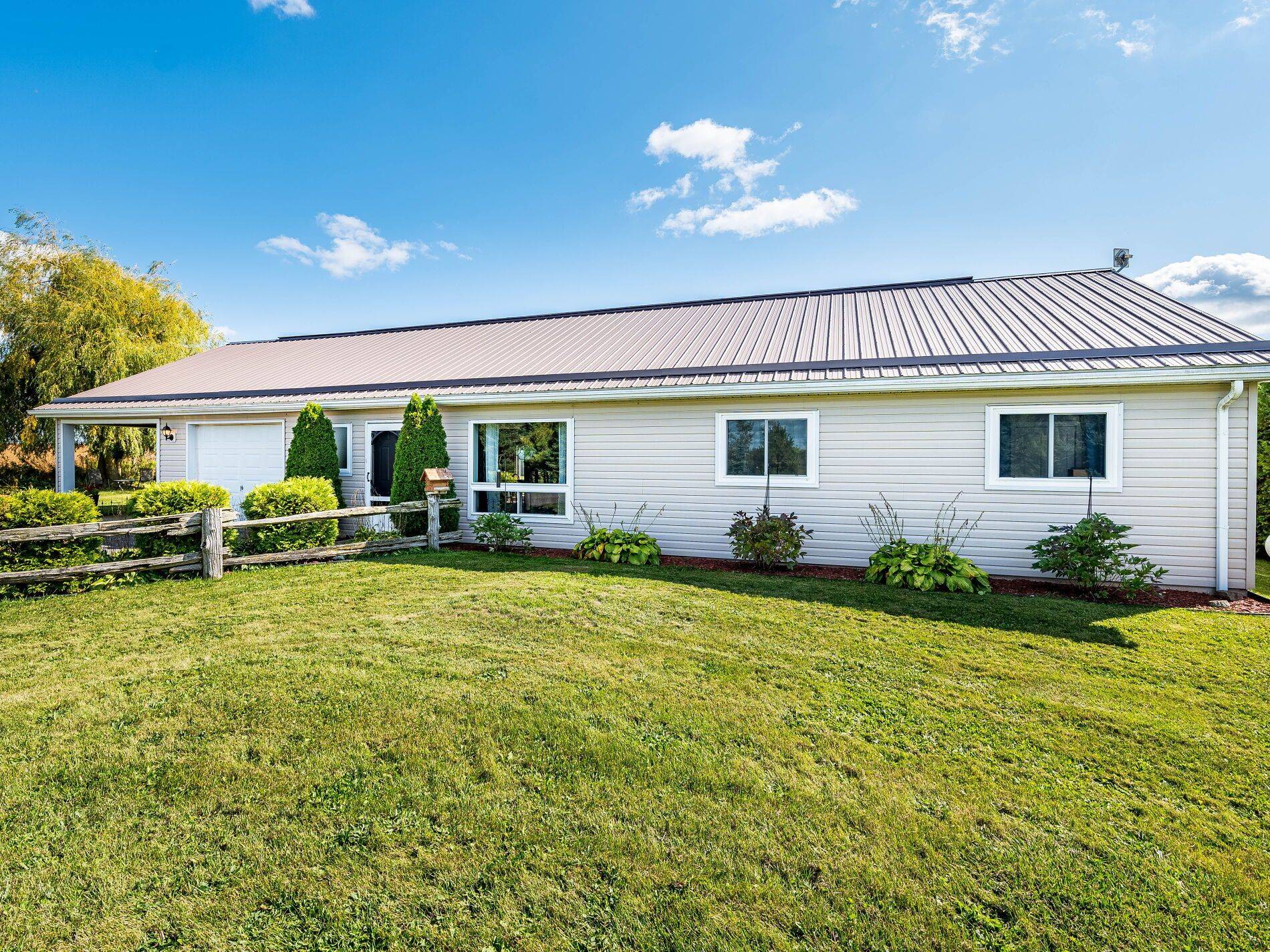 Southgate, ON N0C 1B0,106790 Southgate Road 10 N/A