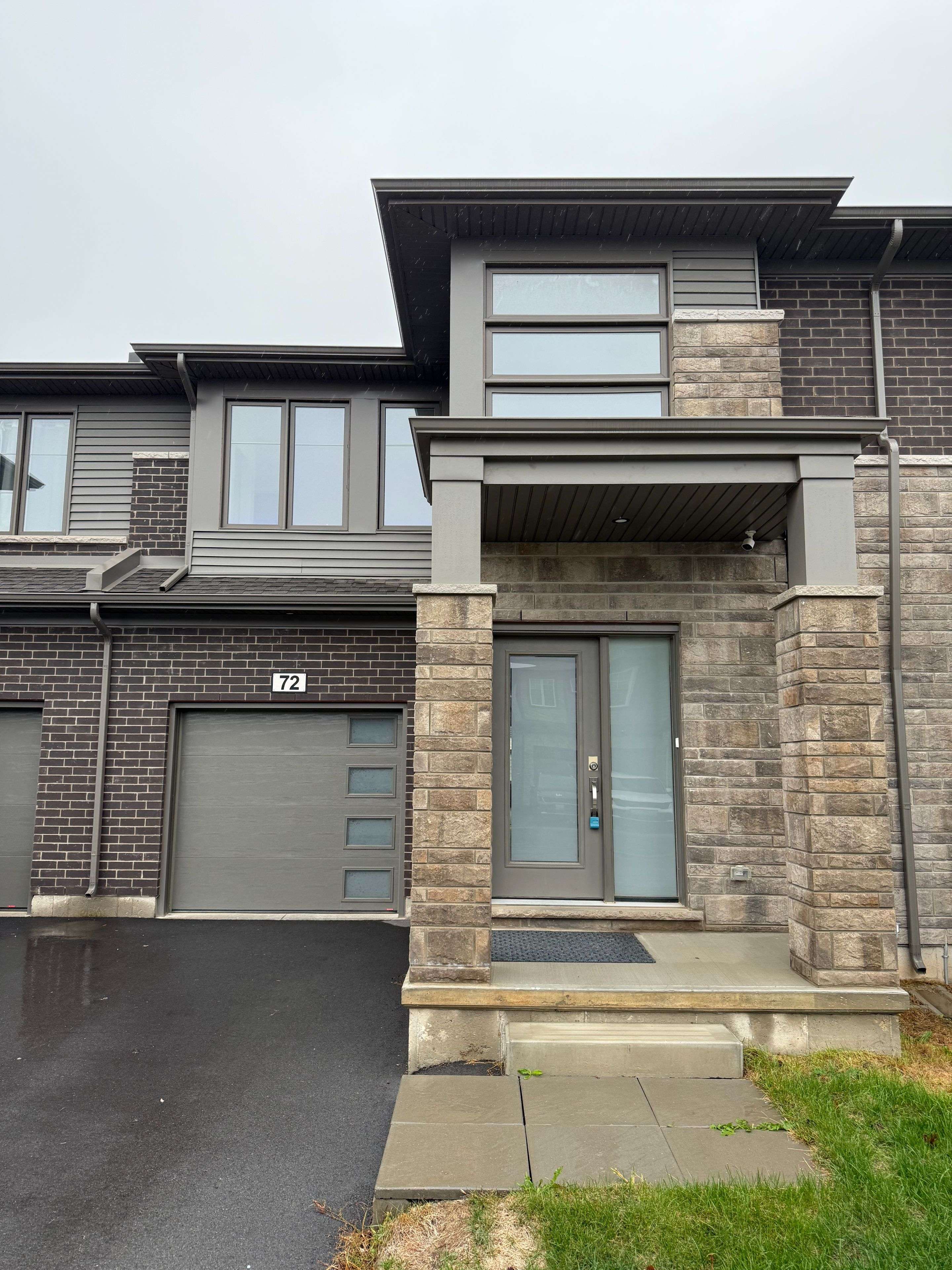 Pelham, ON L0S 1E1,72 Samuel AVE