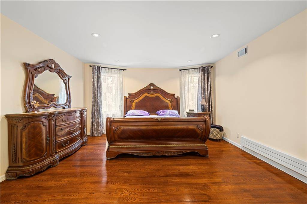 Brooklyn, NY 11235,2650 East 19th ST