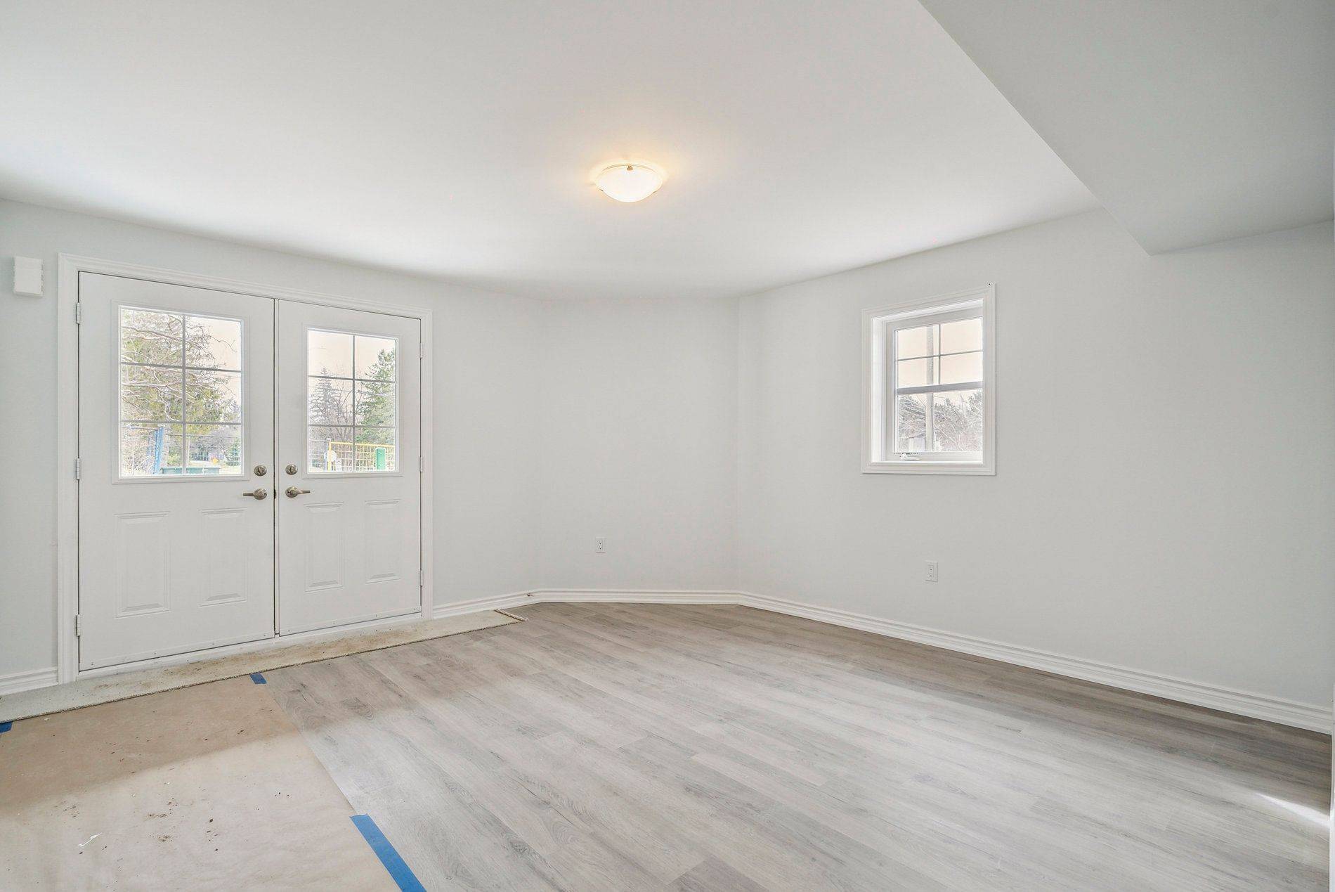 Innisfil, ON L0L 1L0,2 Ravenscraig PL