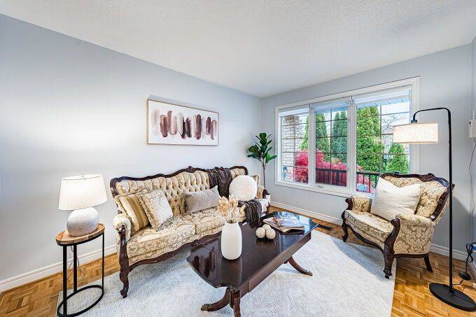 Vaughan, ON L4H 1G2,8734 Martin Grove RD W