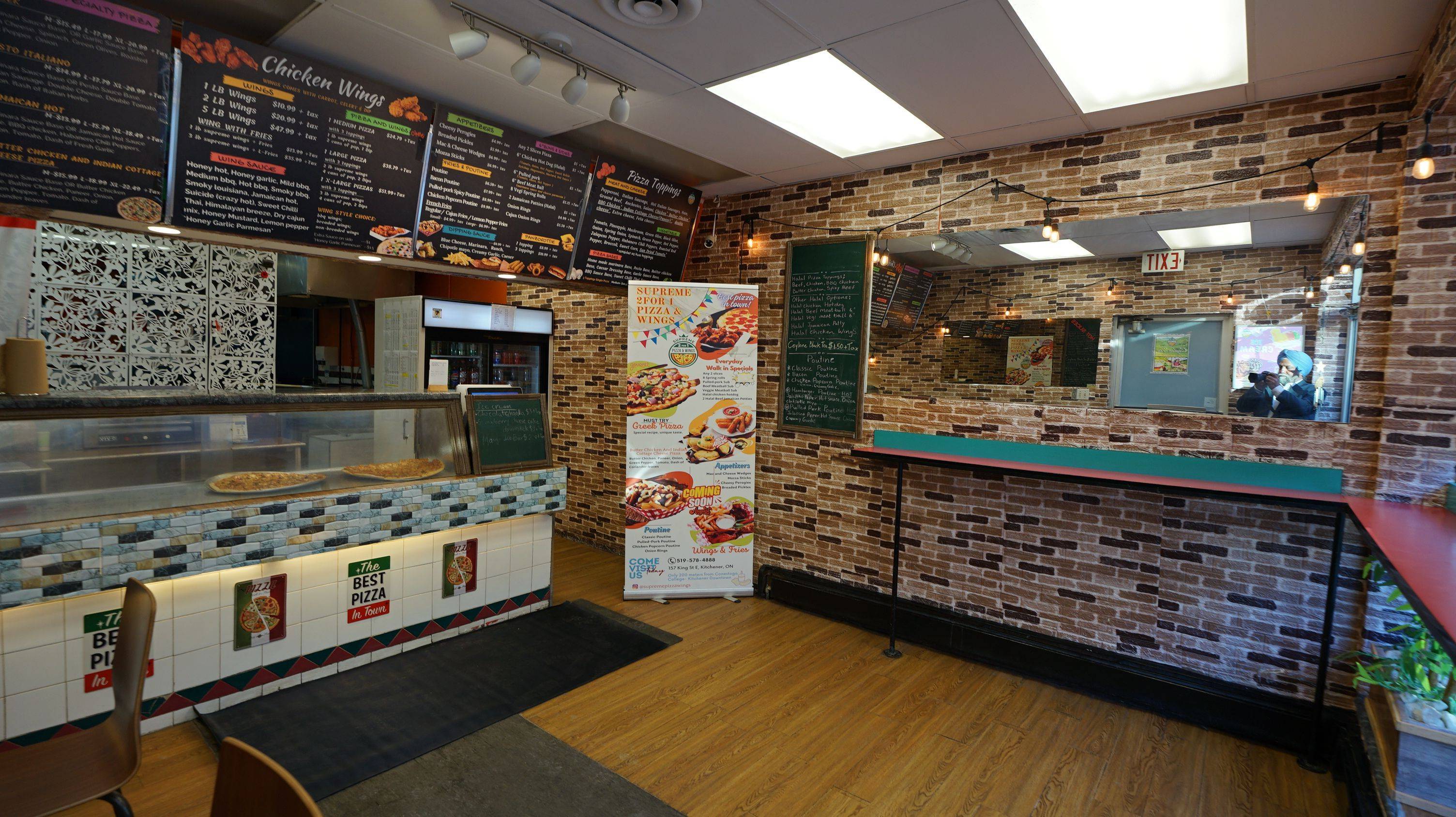 Kitchener, ON N2G 2K8,157 KING ST E