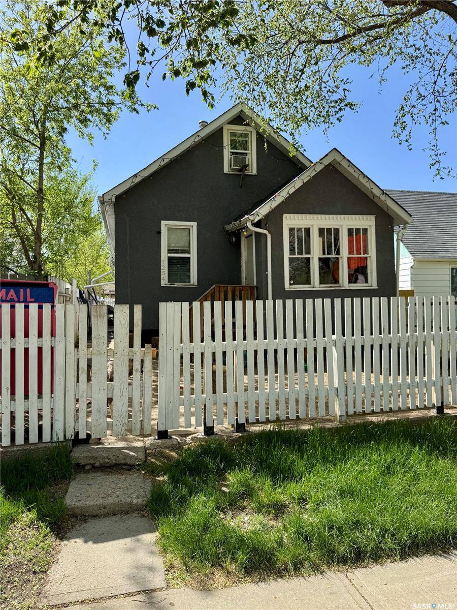 Regina, SK S4T 4J1,1254 Wascana STREET