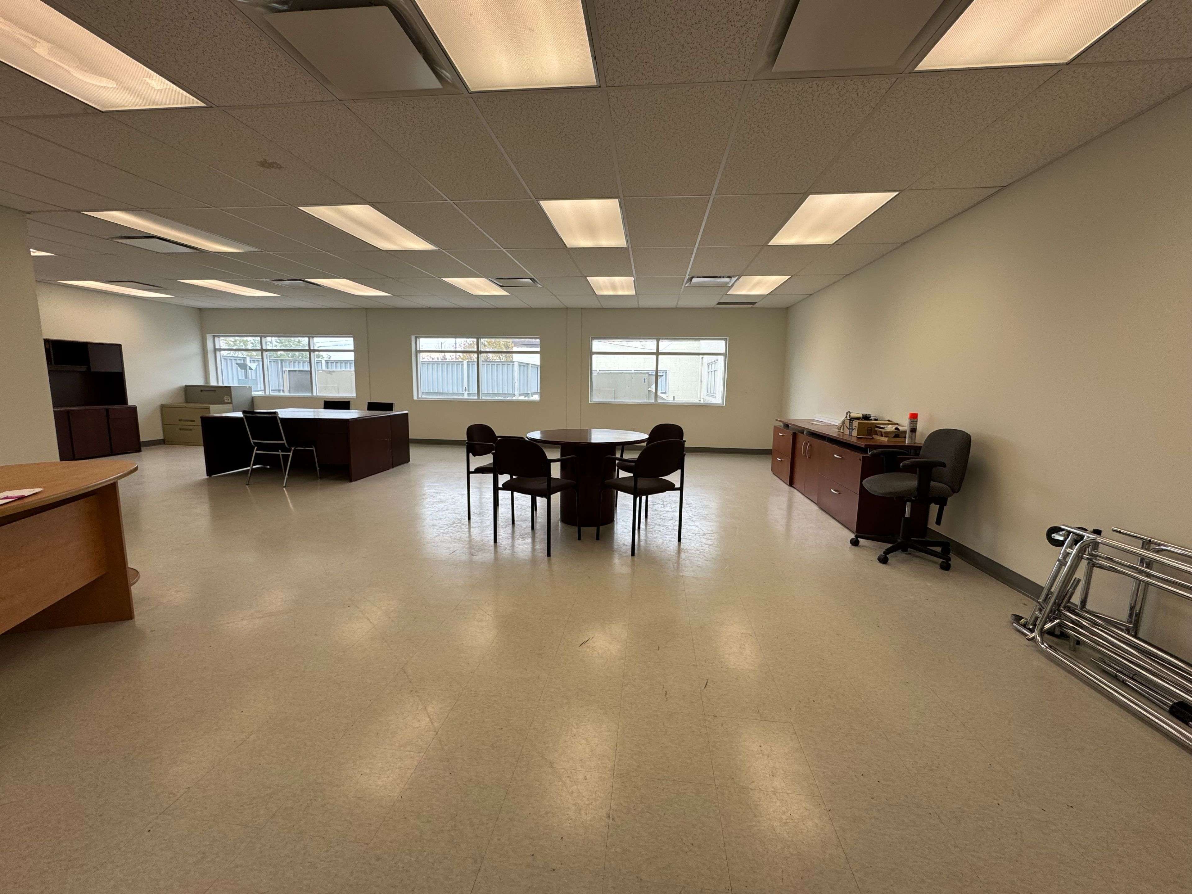 Mississauga, ON L5A 1W2,28 Dundas ST E #207