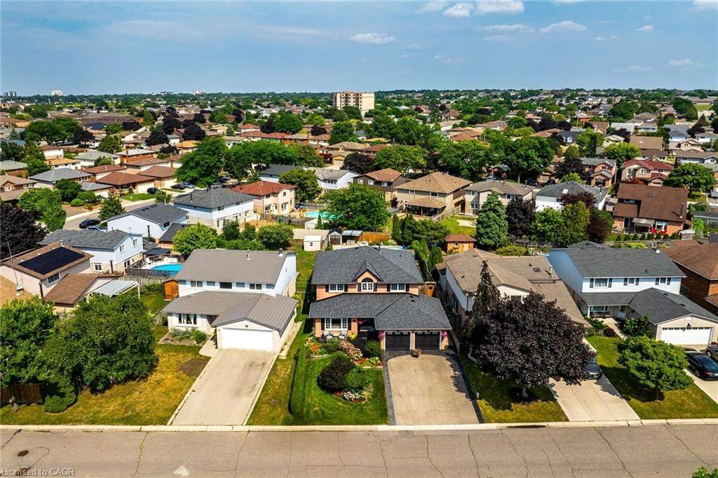 Hamilton, ON L9B 1Z9,45 Dublin DR