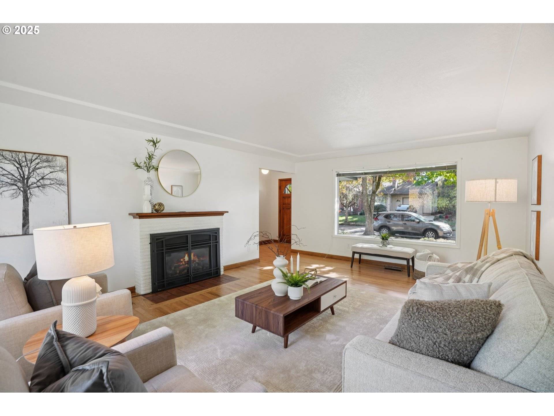 Portland, OR 97216,11851 SE MADISON ST