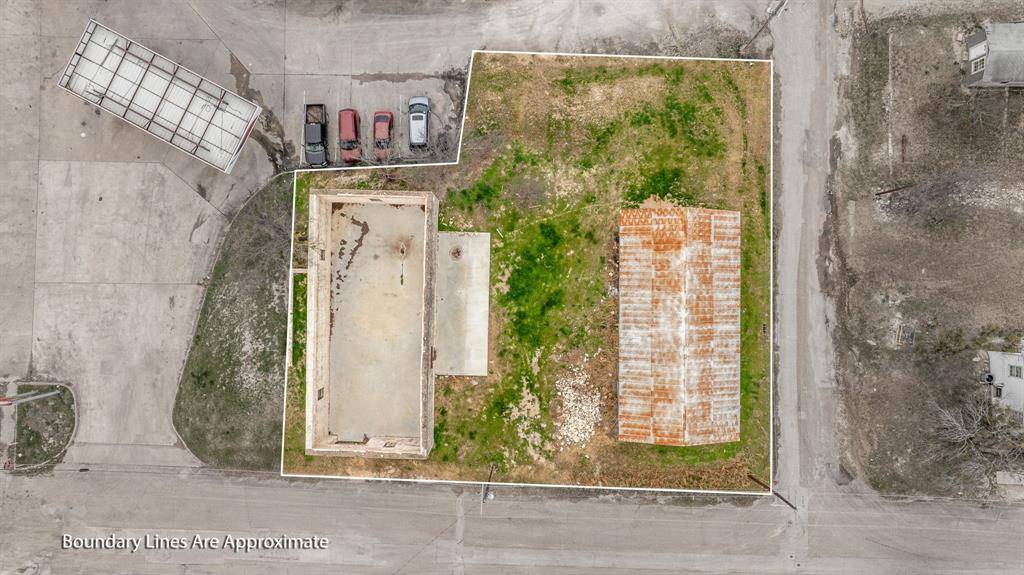 Meridian, TX 76665,108 N Hill