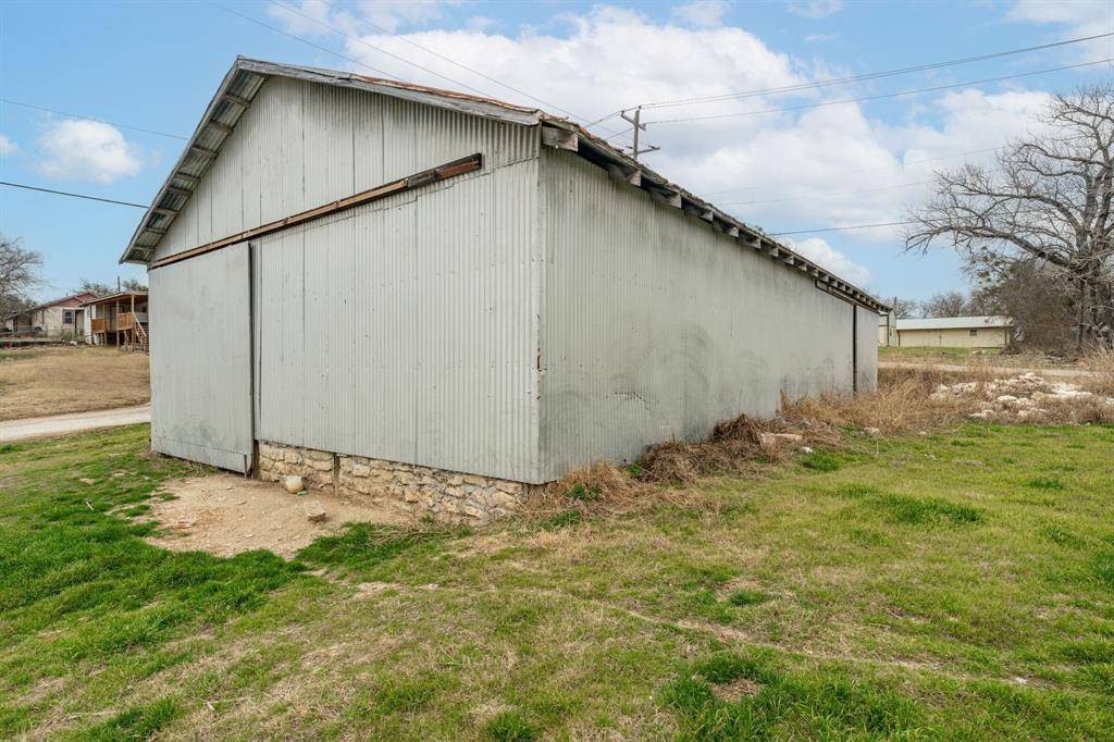 Meridian, TX 76665,108 N Hill