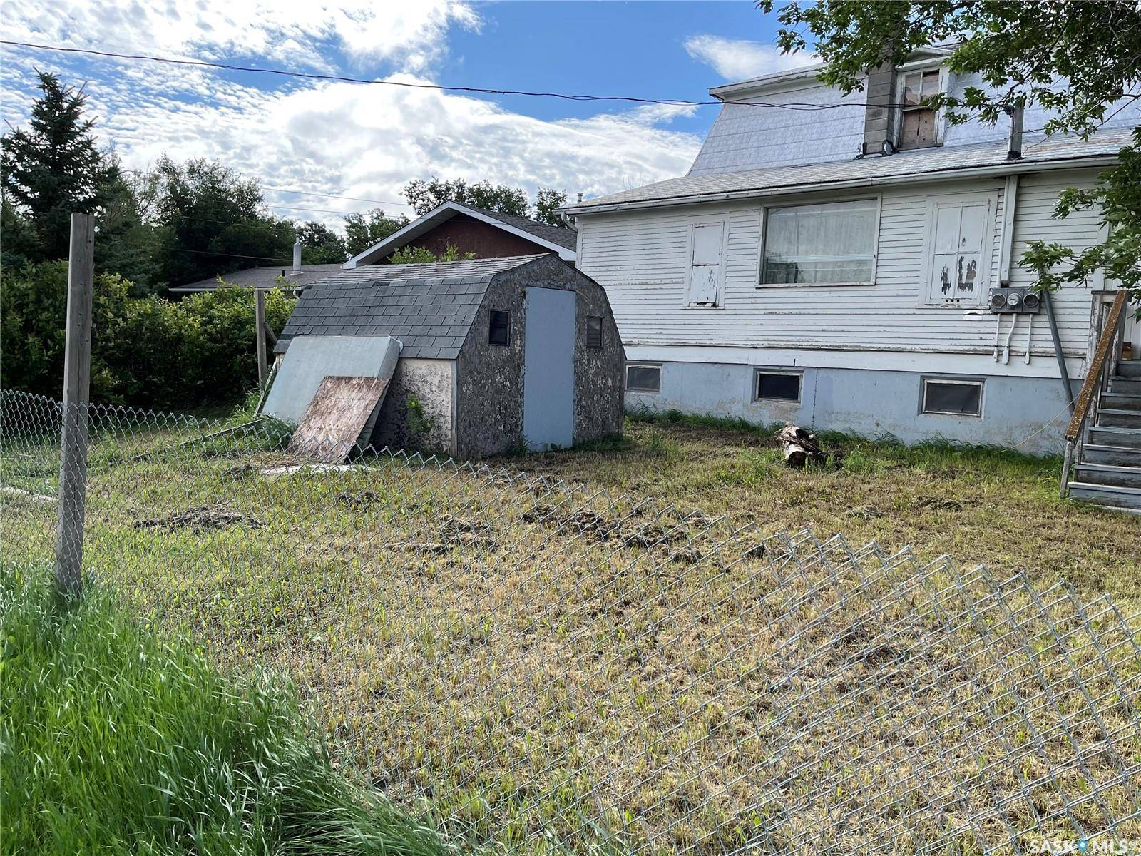 Gravelbourg, SK S0H 1X0,239 4th AVENUE W