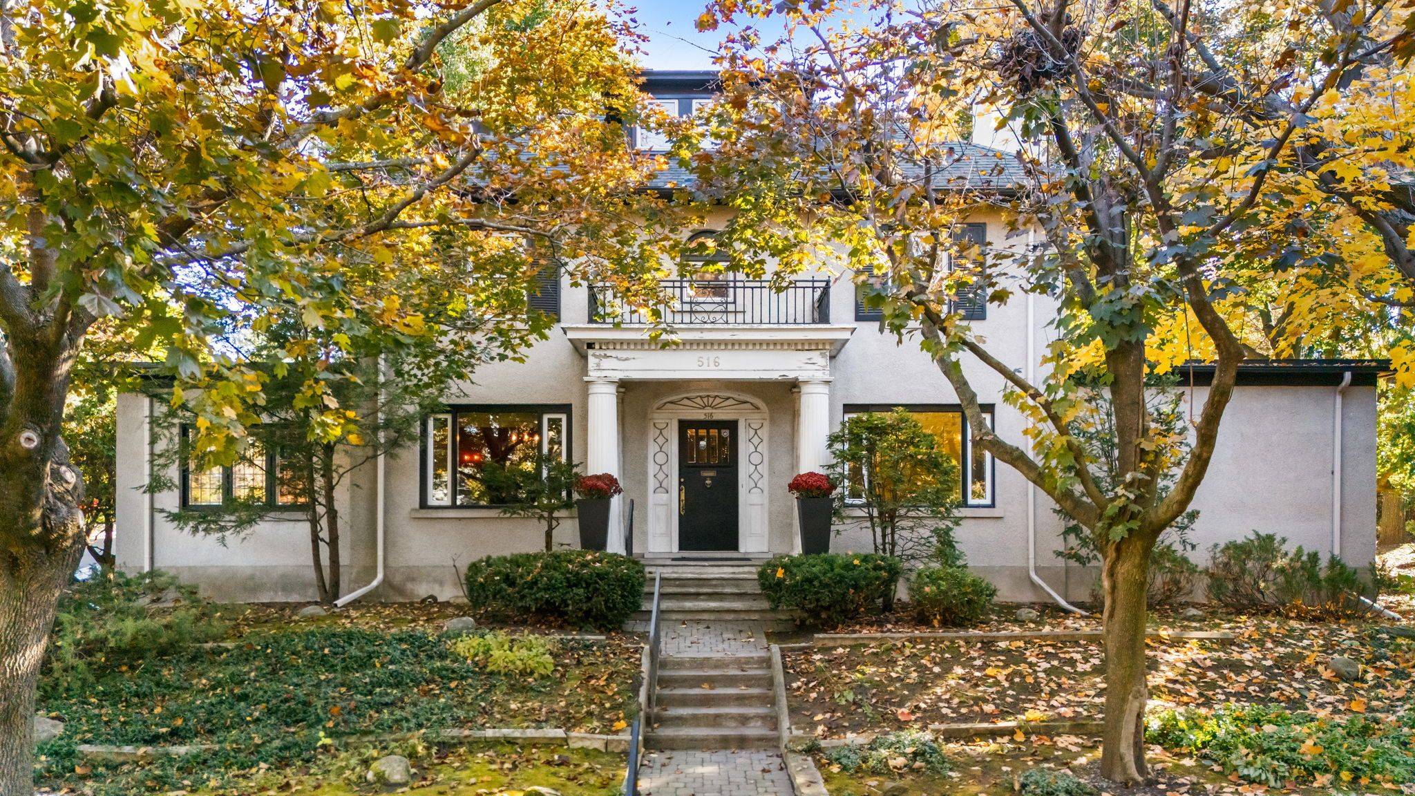 Carlingwood - Westboro And Area, ON K2A 0L6,516 Kenwood AVE