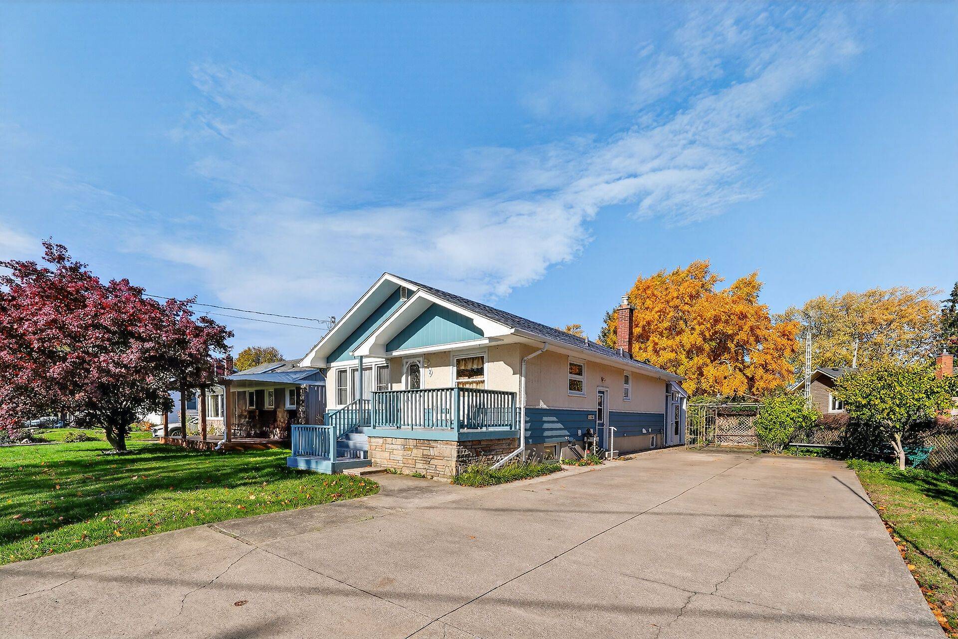 St. Catharines, ON L2N 5A6,2 Mary ST