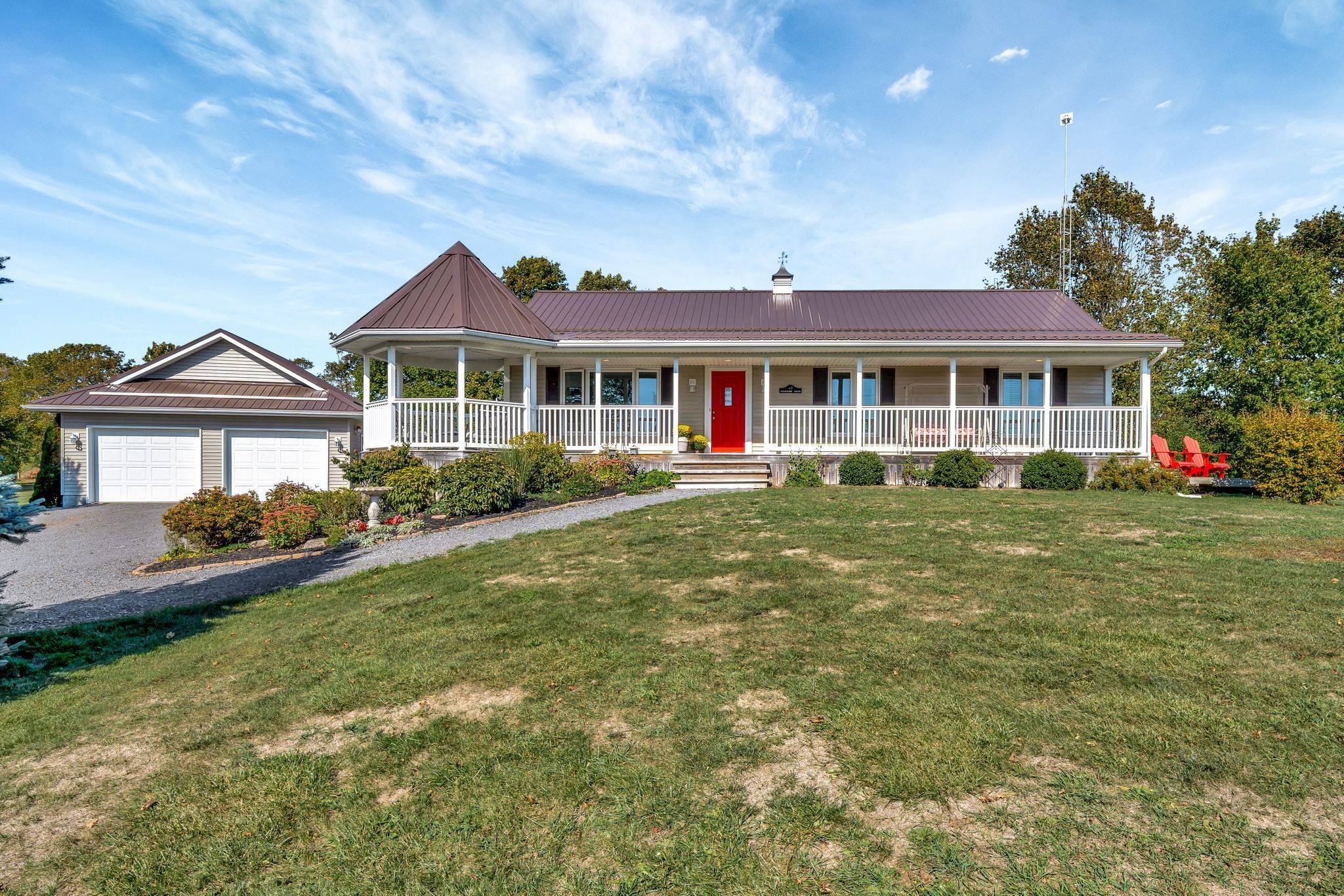 Prince Edward County, ON K0K 3L0,28 Huycks Point RD