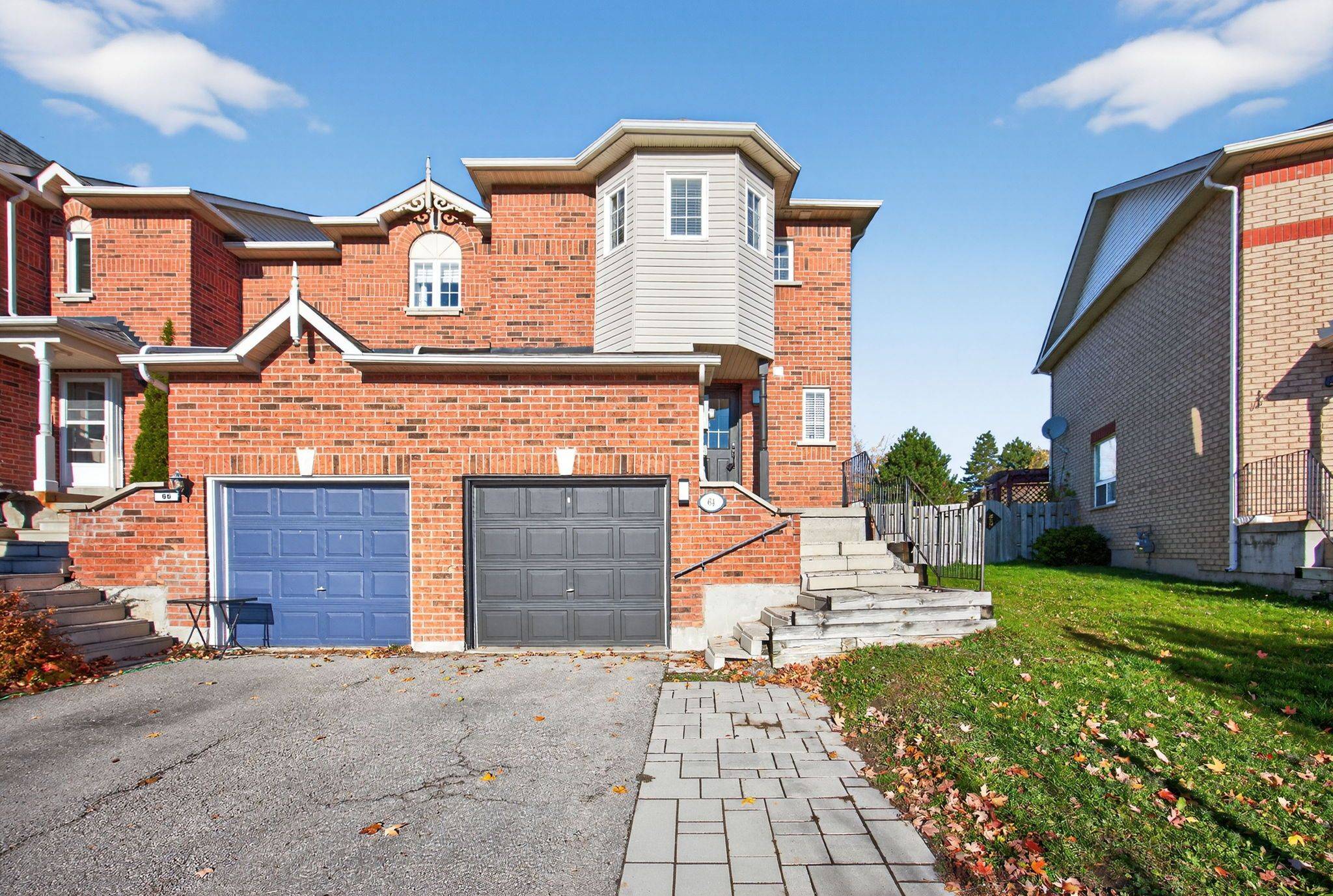 Barrie, ON L4N 8X5,64 Gadwall AVE