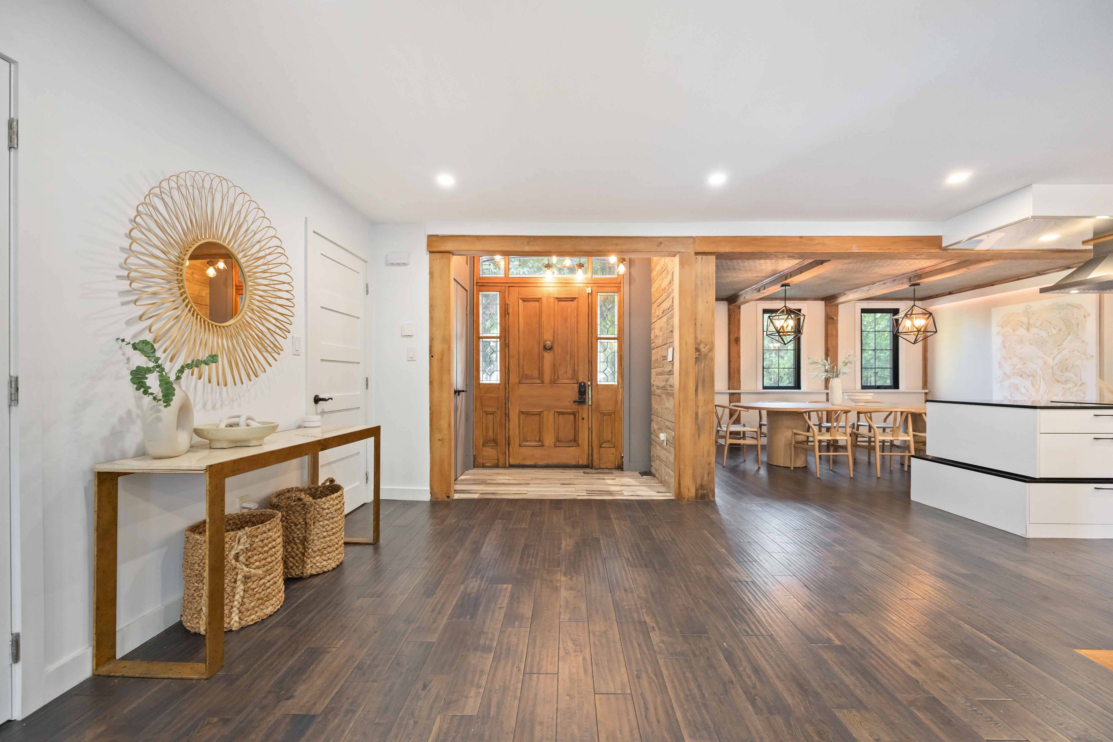 Pickering, ON L1W 2B3,386 Woodgrange AVE