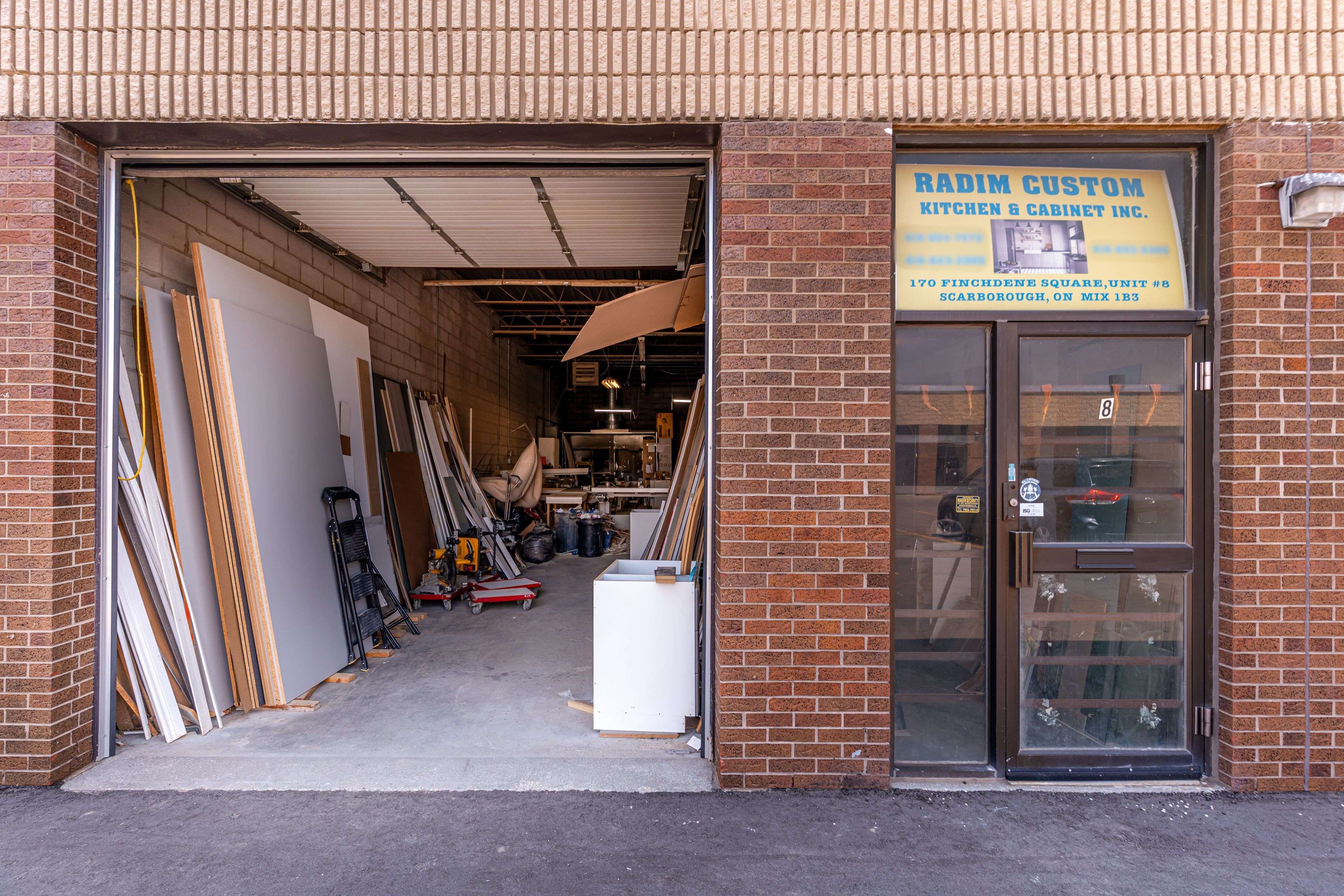 Toronto E11, ON M1X 1B3,170 Finchdene SQ #8