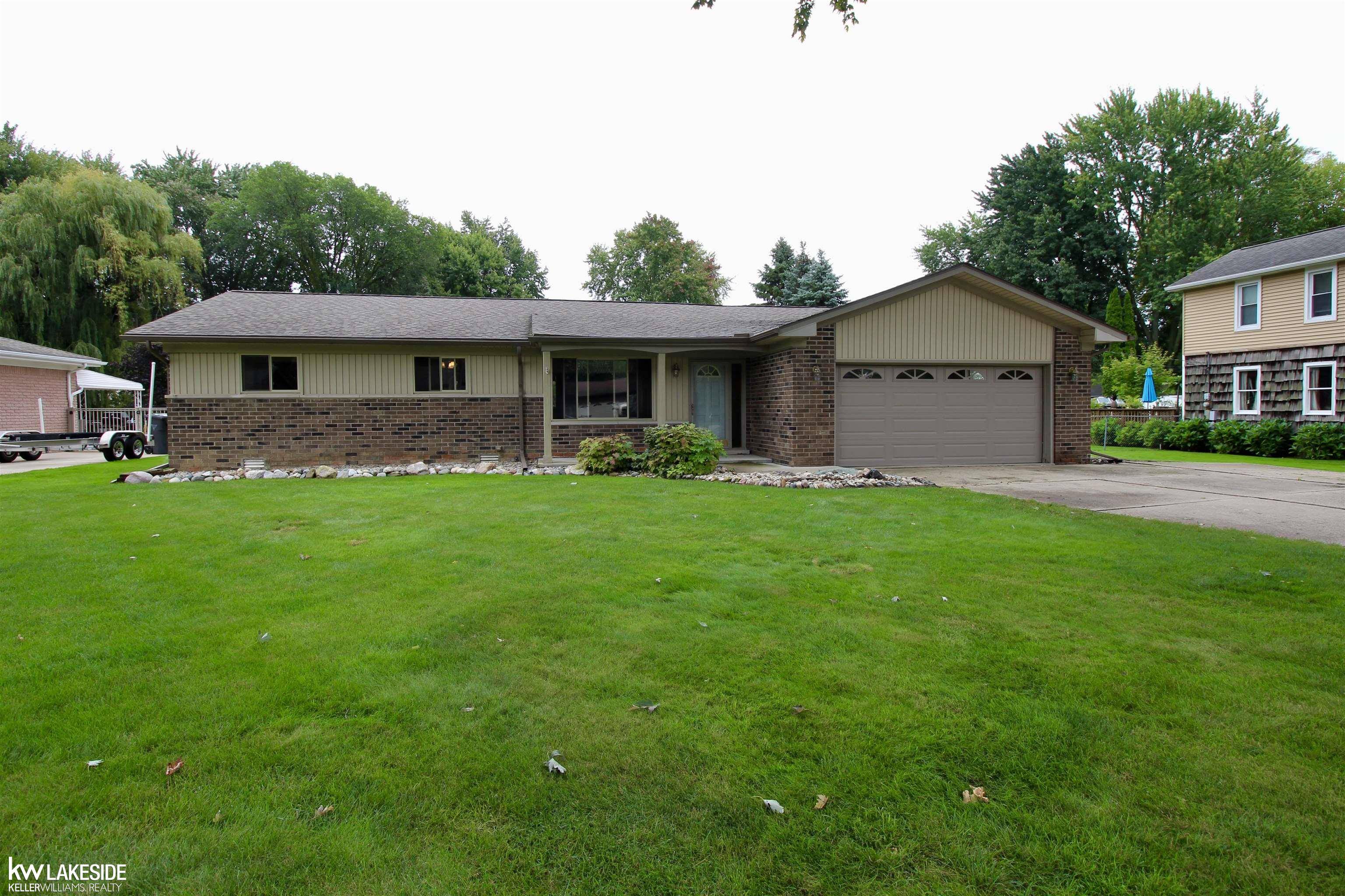 Harrison Twp, MI 48045,38120 Chartier