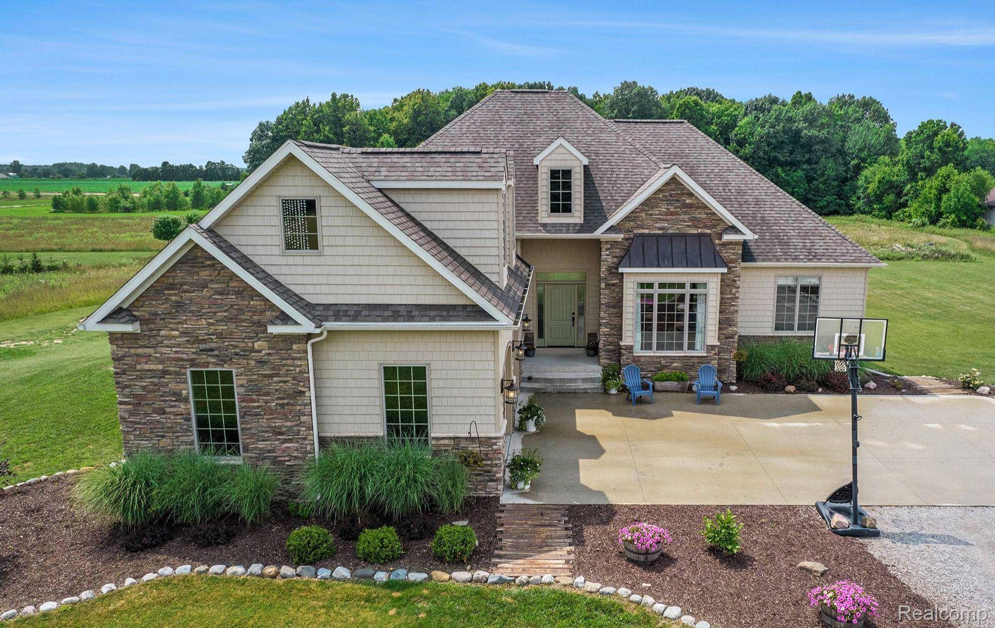 Flushing, MI 48433,2251 NICHOLS RD