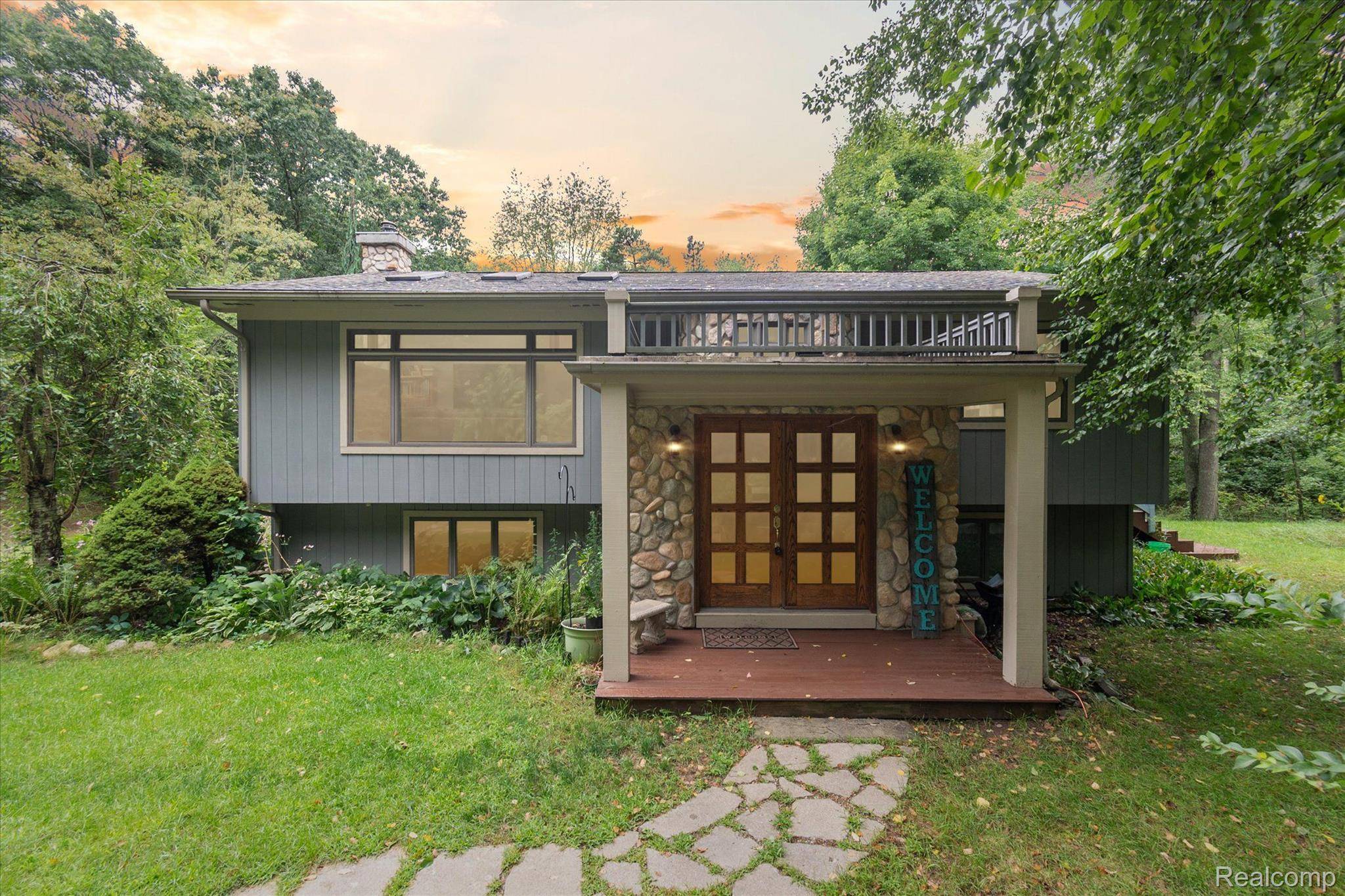 Pinckney, MI 48169,10738 MCGREGOR RD