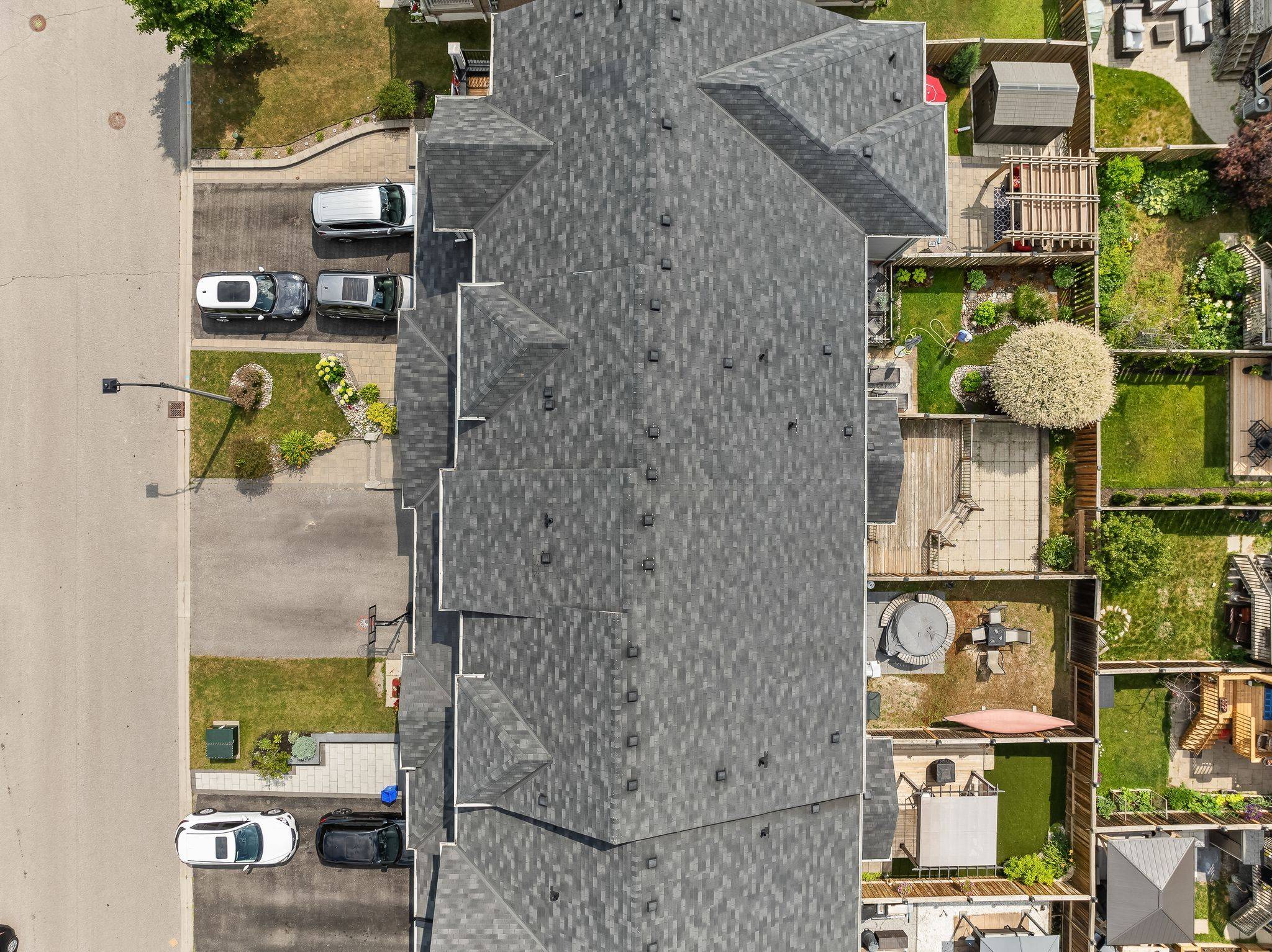 Whitby, ON L1N 0H4,28 Harbourside DR