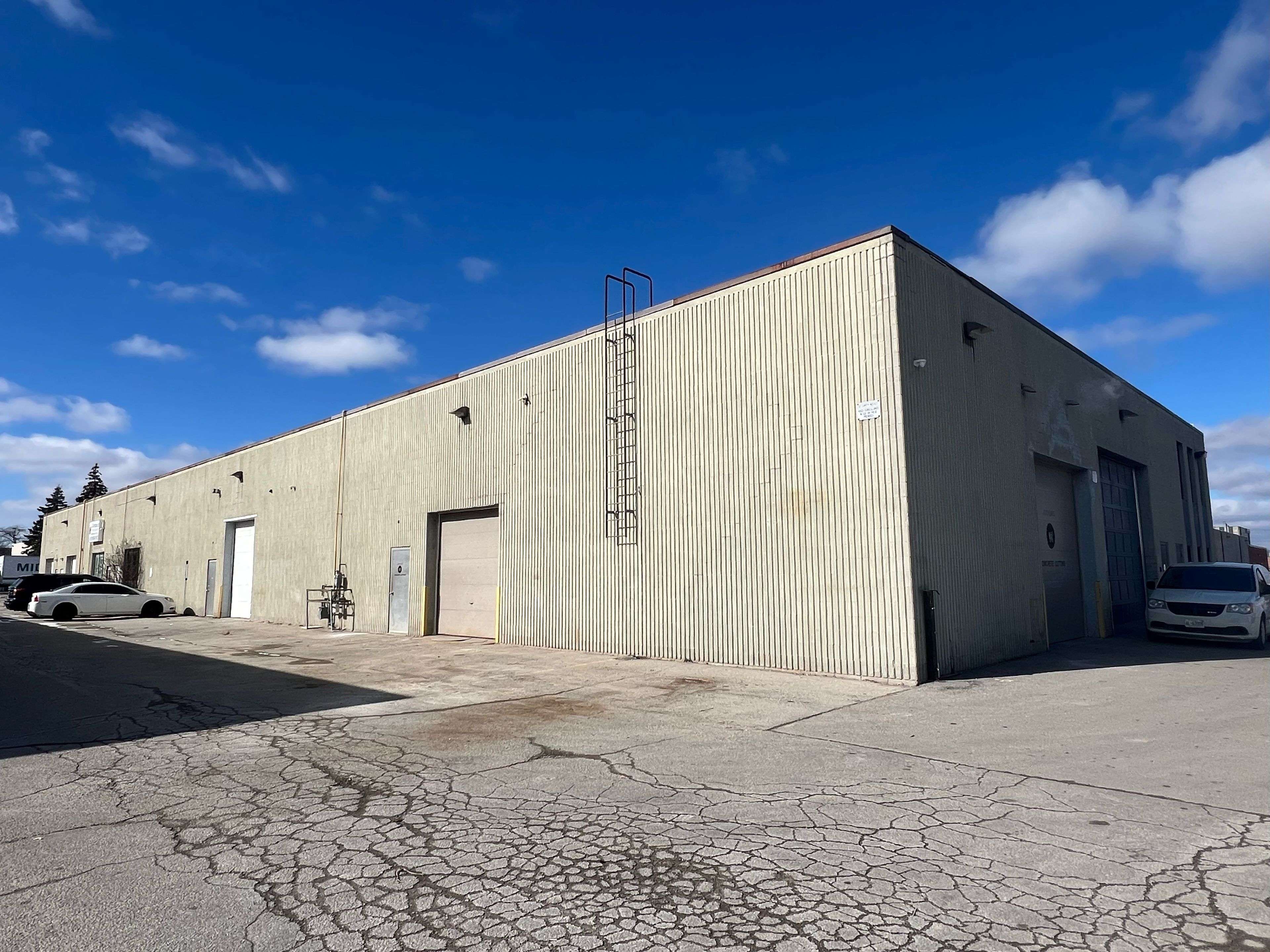 Toronto W05, ON M3J 2R1,115-133 Limestone CRES