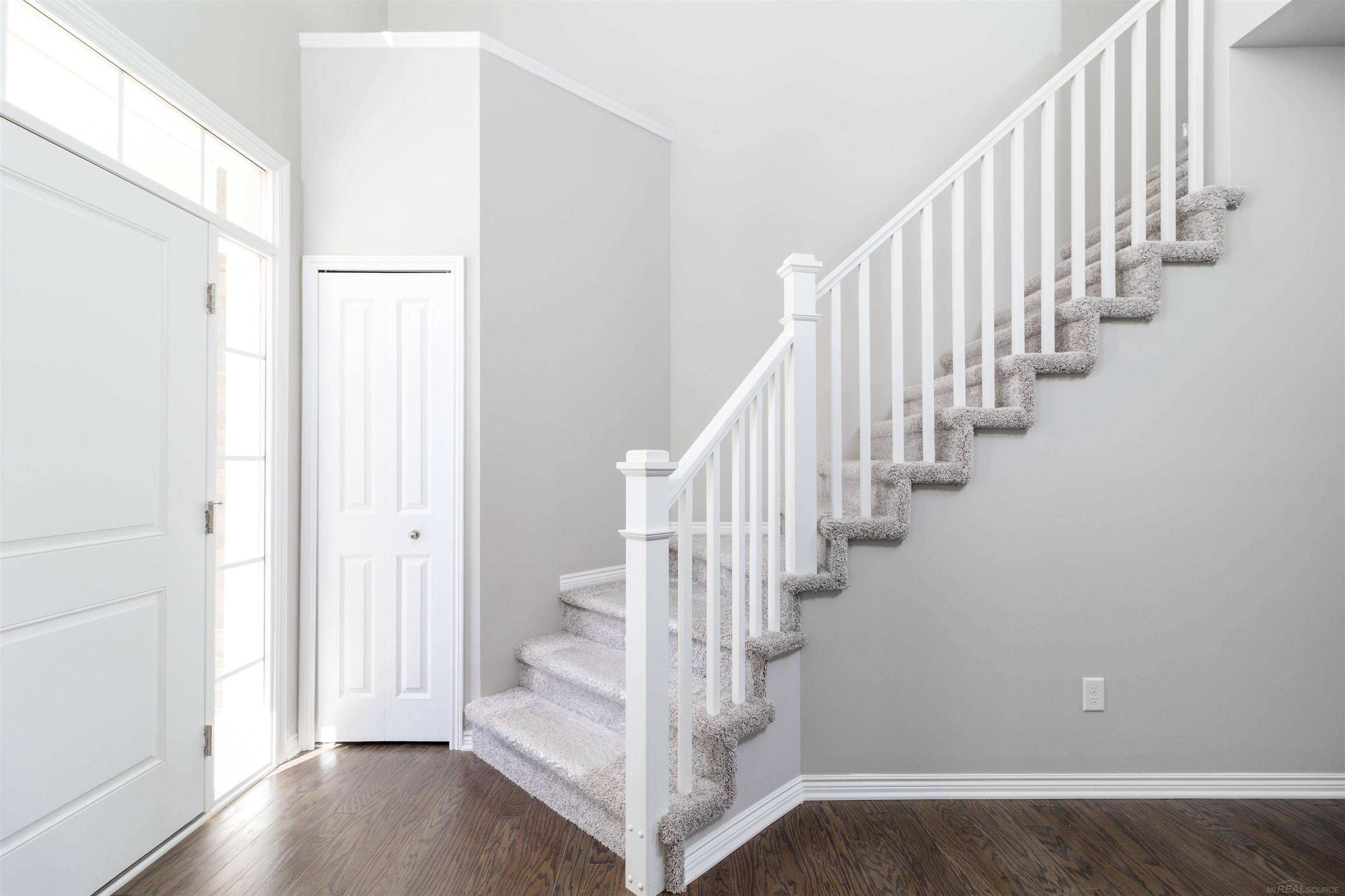 Wixom, MI 48393,2030 Emerald