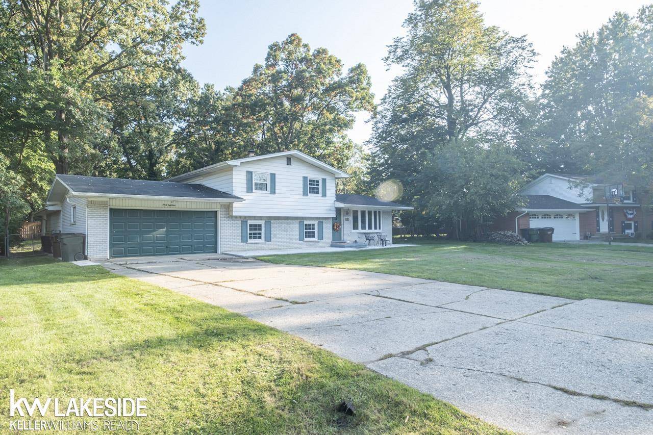 Shelby Twp, MI 48316,6018 Brynthrop