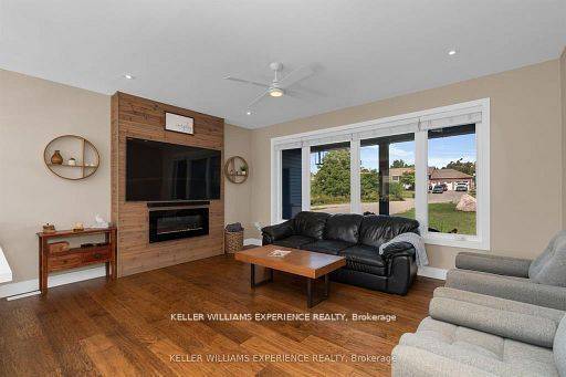 Tiny, ON L9M 0H1,153 Rue Eric N/A