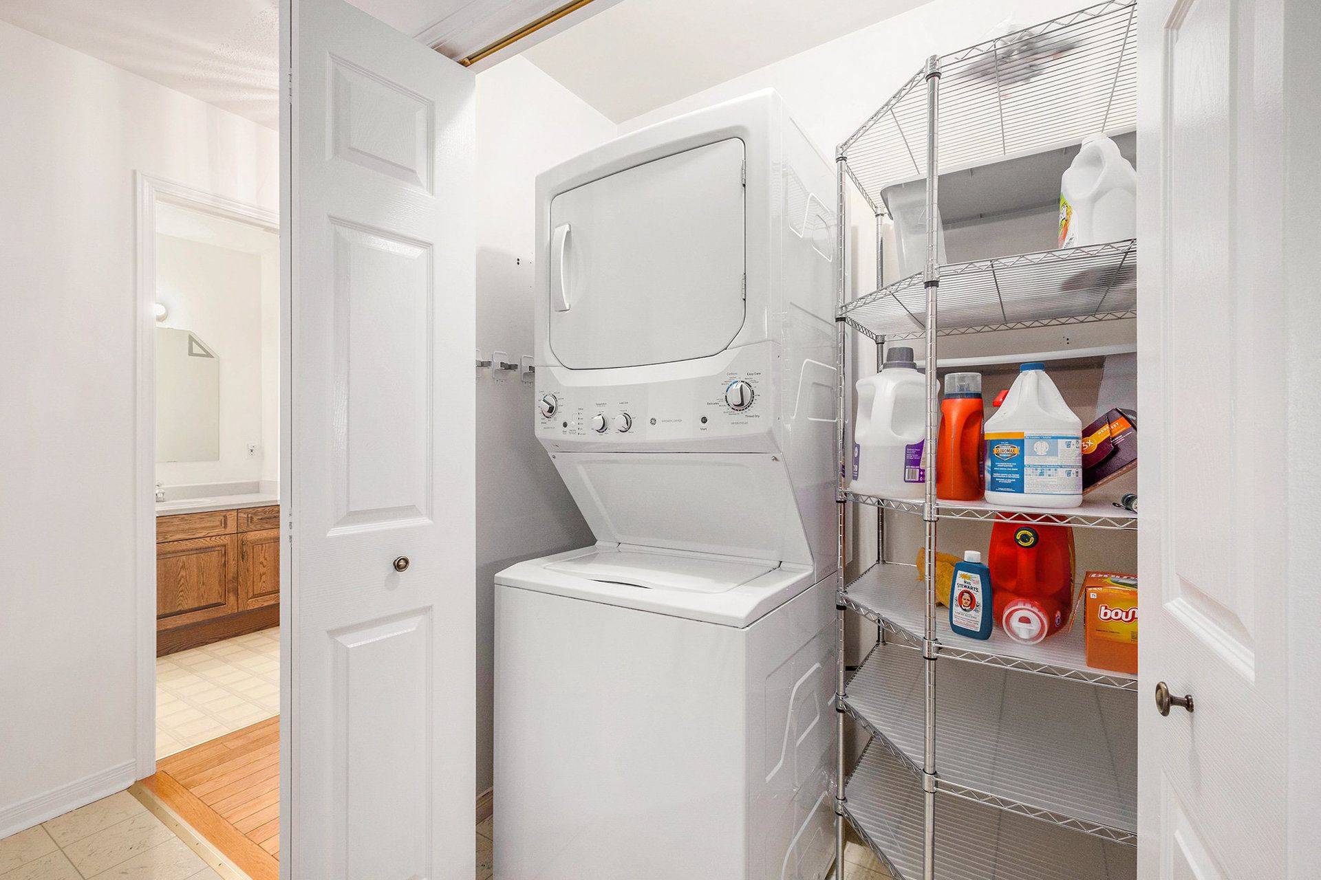 Montague, ON K7A 4S4,887 Macpherson RD