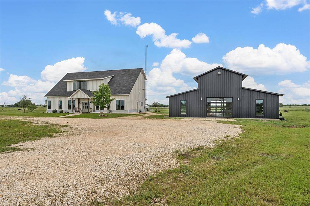 Crawford, TX 76638,1197 PRAIRIE CHAPEL Road