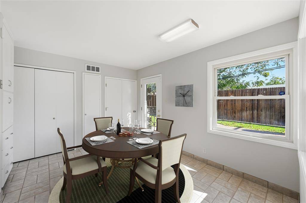 Dallas, TX 75234,11832 High Valley Drive