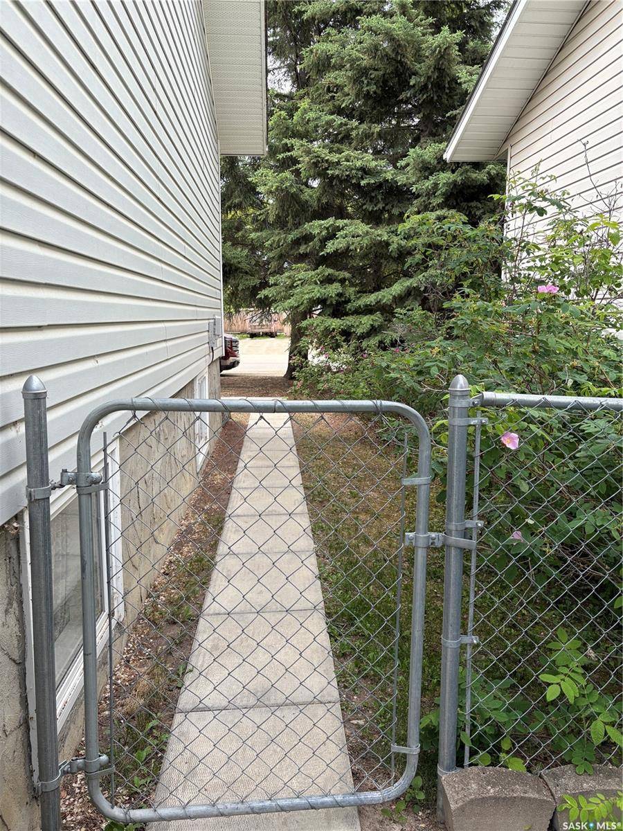 Big River, SK S0J 0E0,809 Main STREET