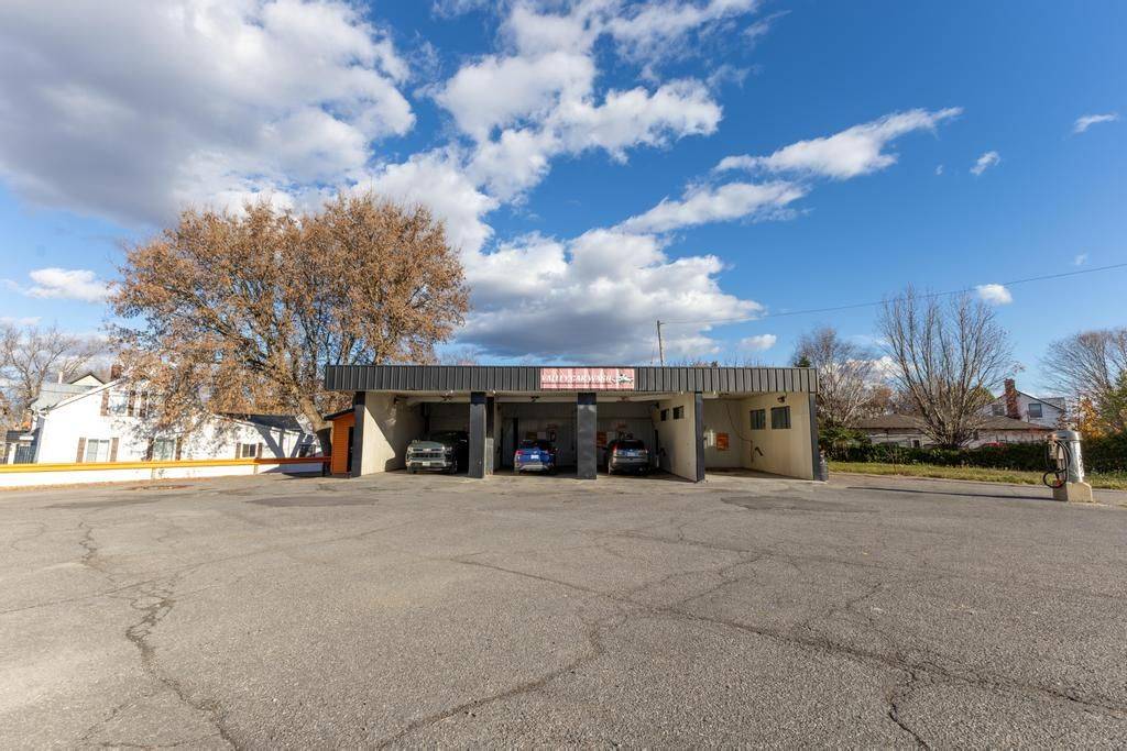 Arnprior, ON K7S 1N3,12 Elgin ST E