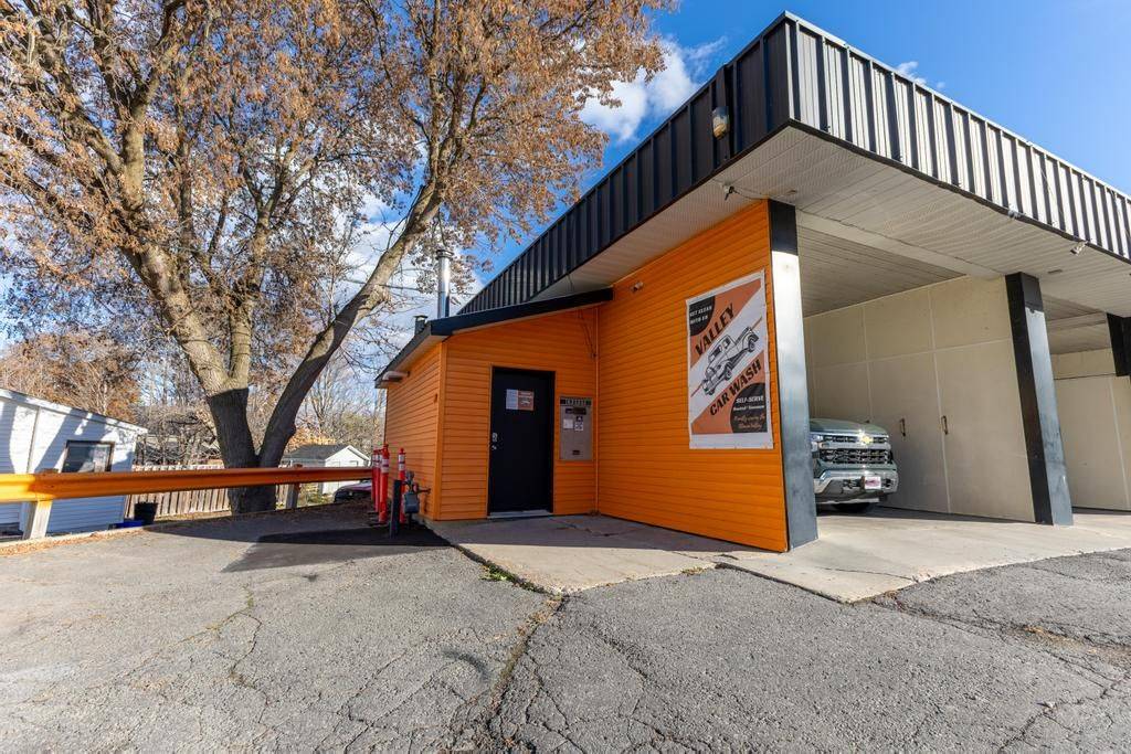 Arnprior, ON K7S 1N3,12 Elgin ST E