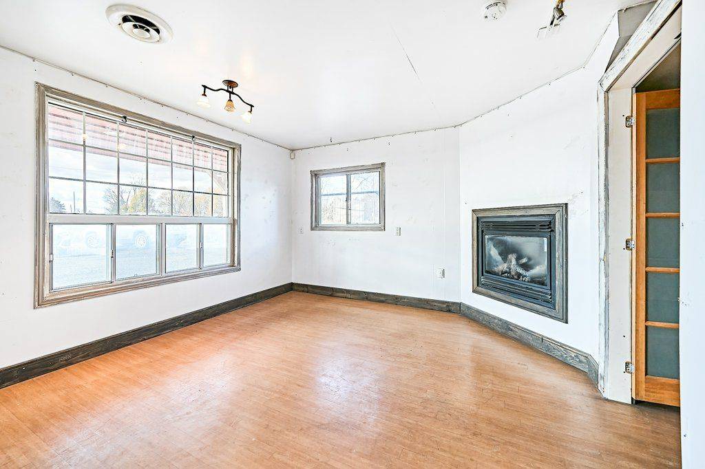 Scugog, ON L9L 1B4,16121 Island RD