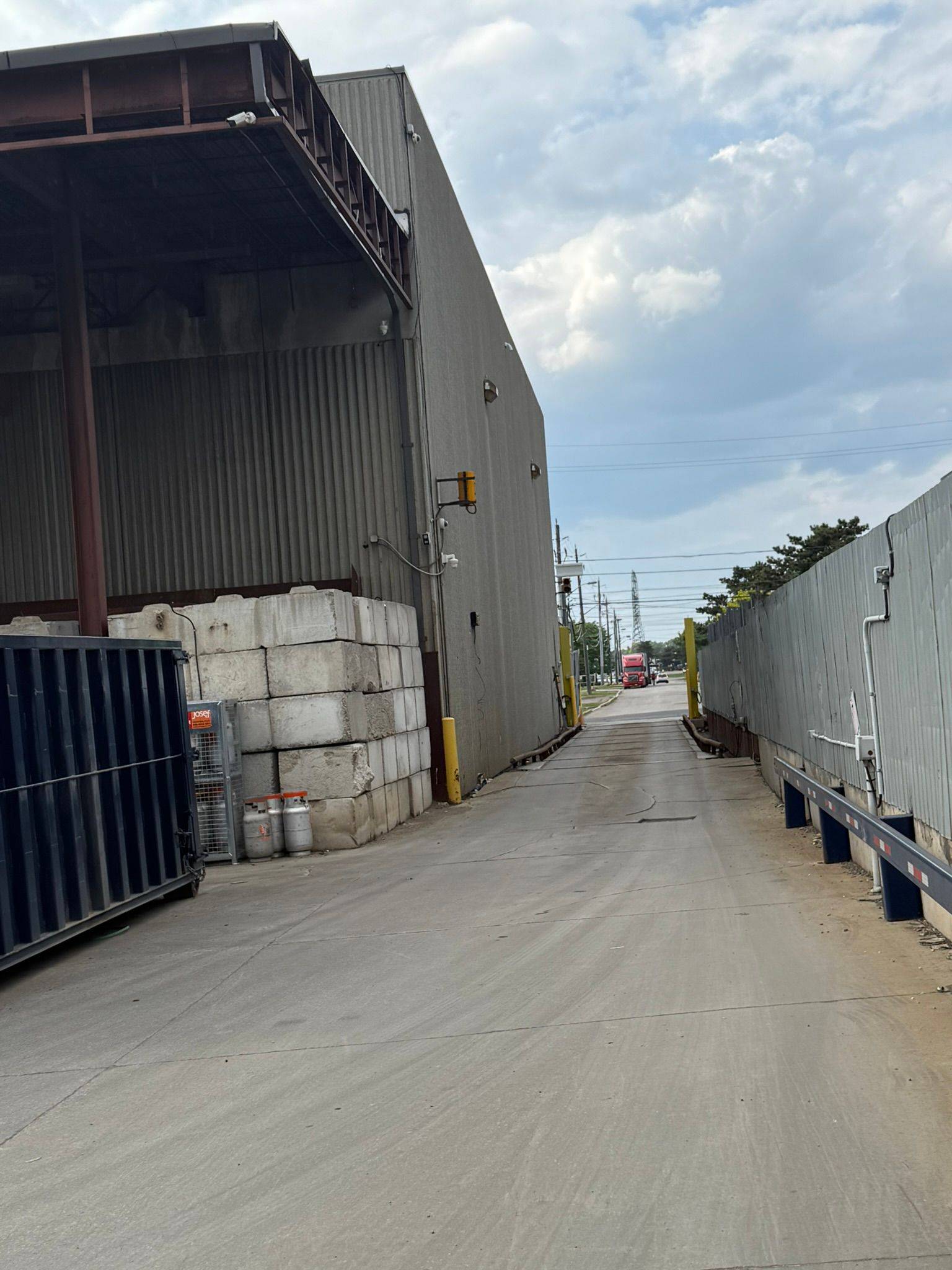 Toronto W05, ON M9L 1P9,503 Garyray DR