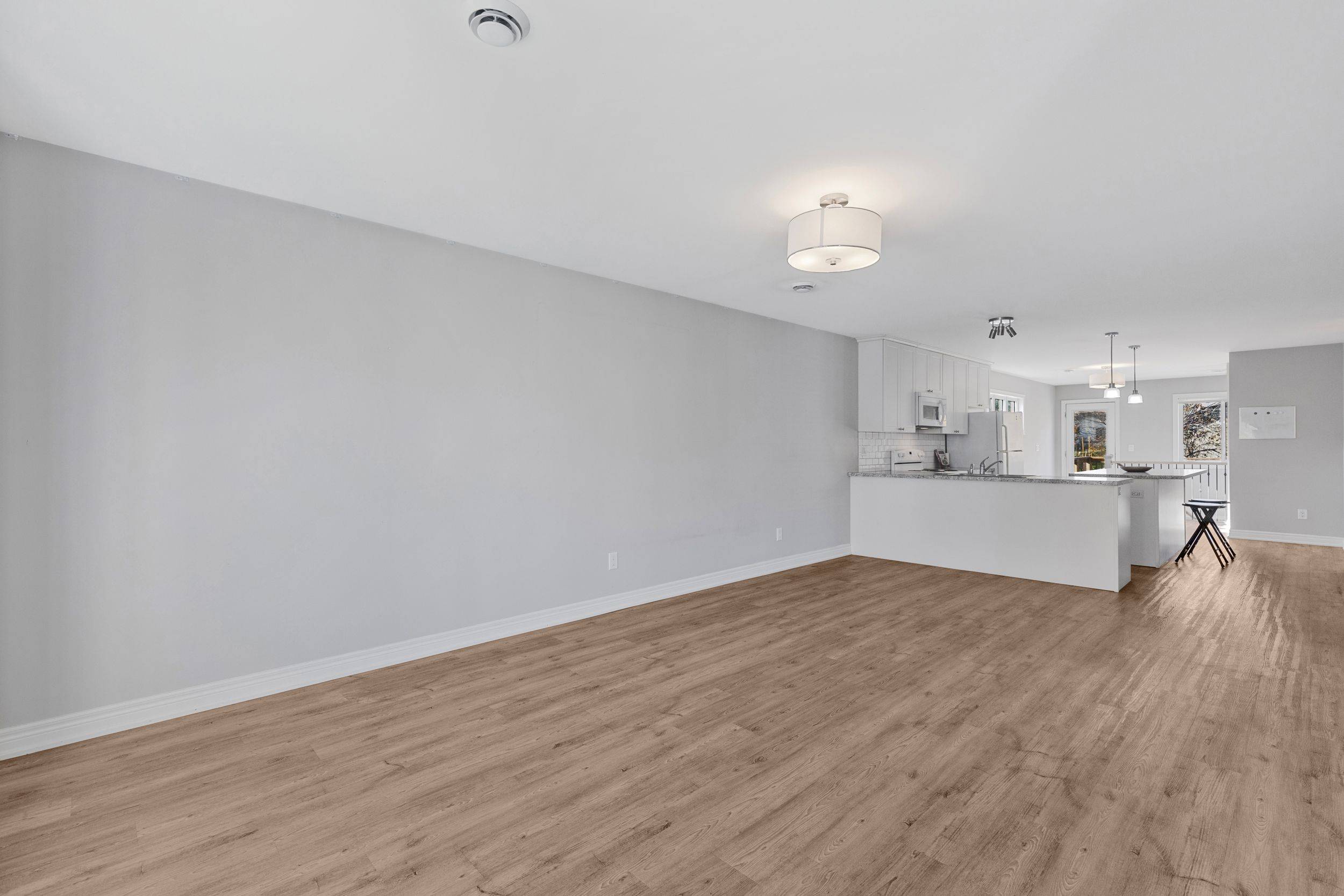 St. Catharines, ON L2S 2T7,89 Louth ST #Main