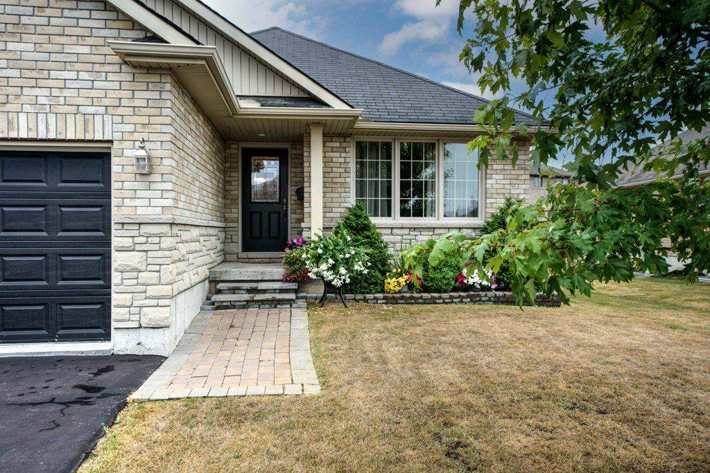 Quinte West, ON K8V 0A3,114 Parkview HTS