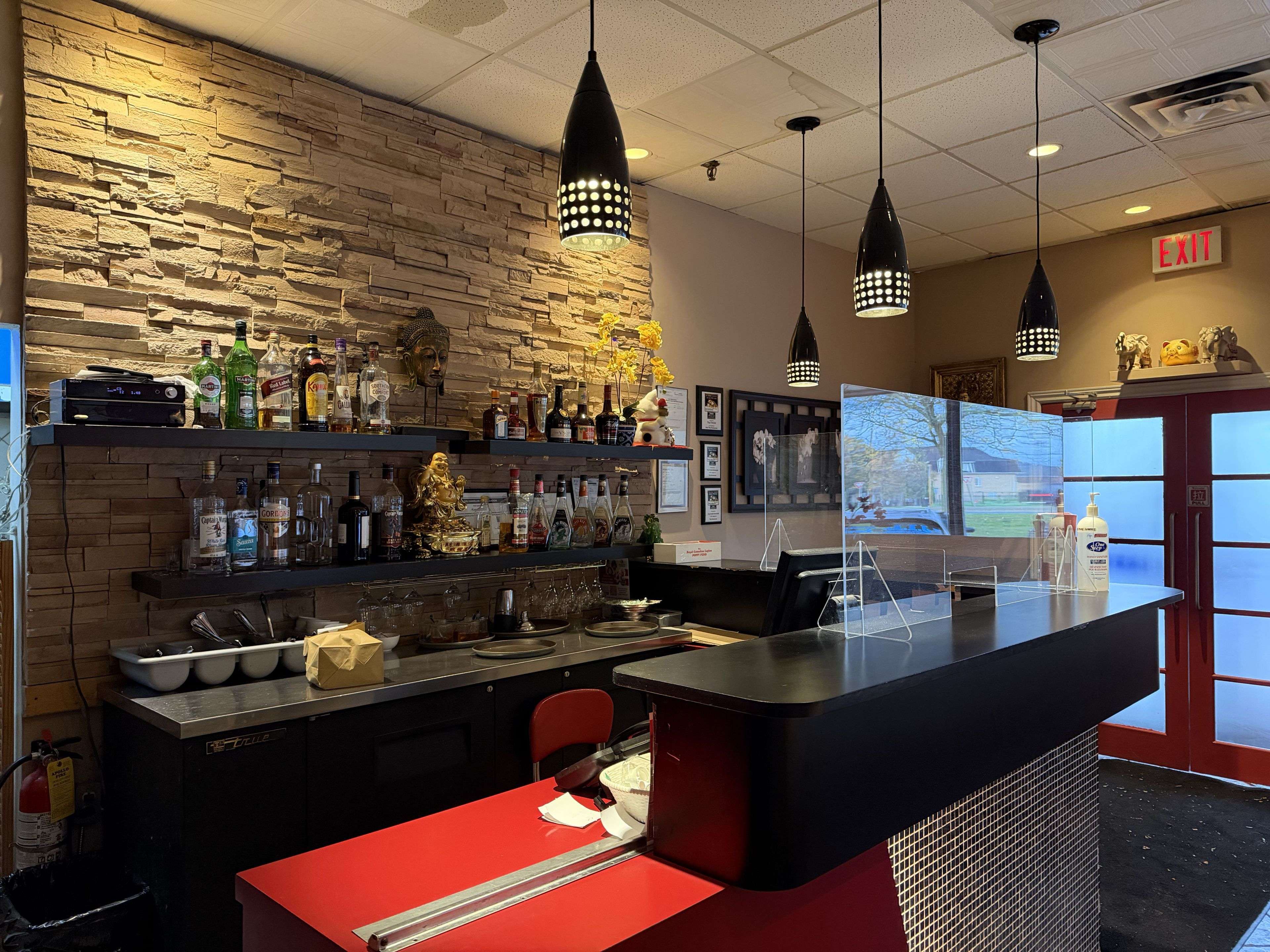 Pickering, ON L1V 1C1,1450 Kingston RD #16