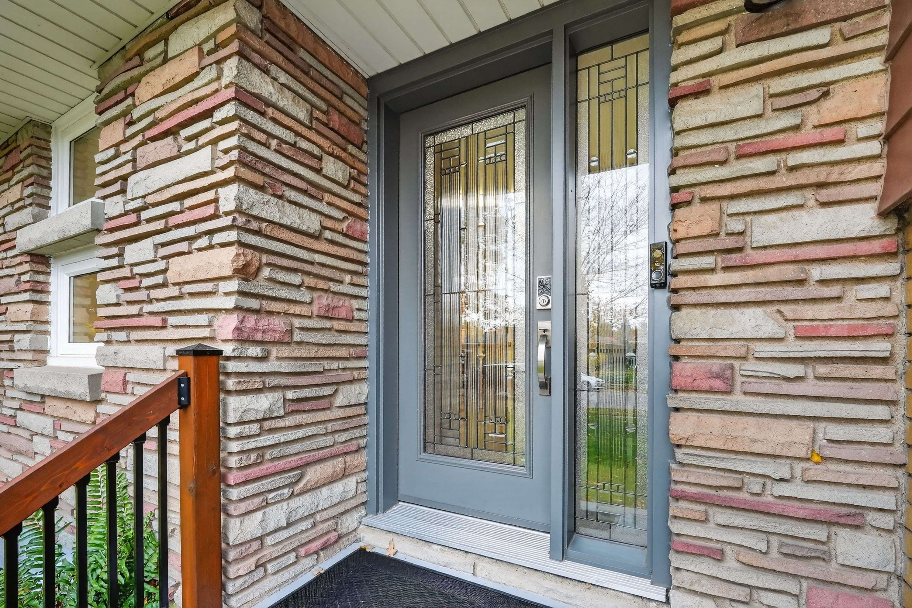 Welland, ON L3C 3Y7,179 Price AVE