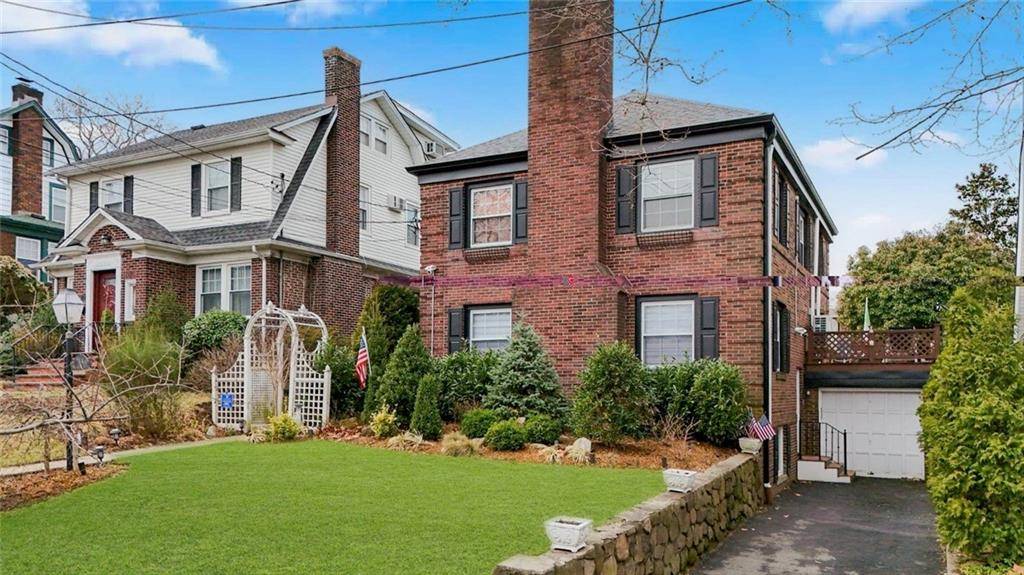 Staten  Island, NY 10301,44 Westbury AVE