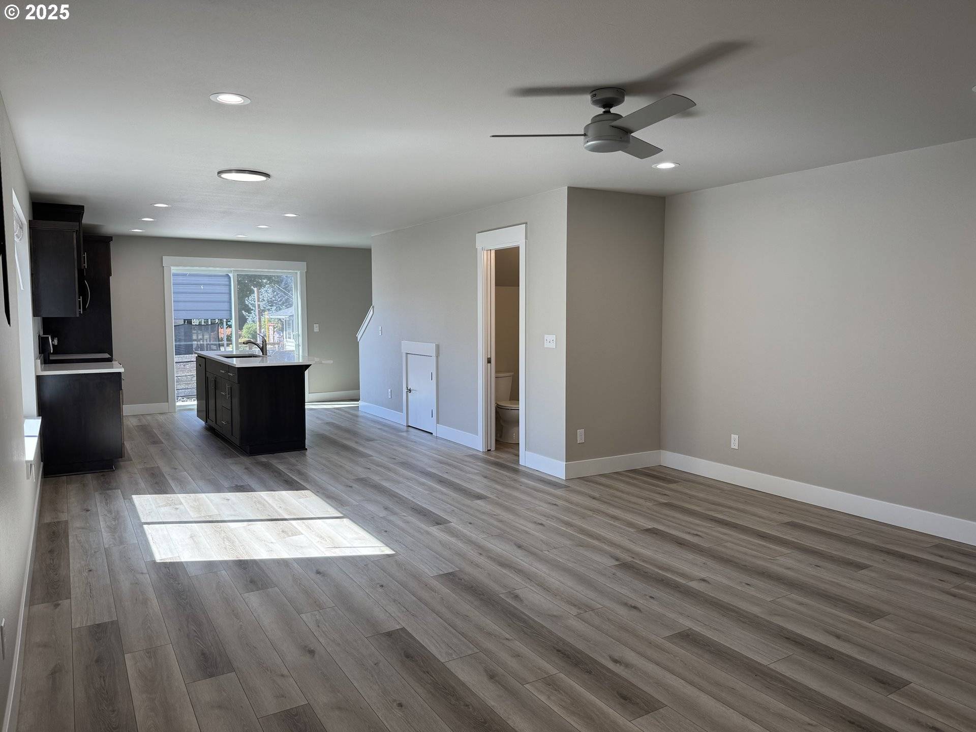 Roseburg, OR 97471,442 W HARRISON ST