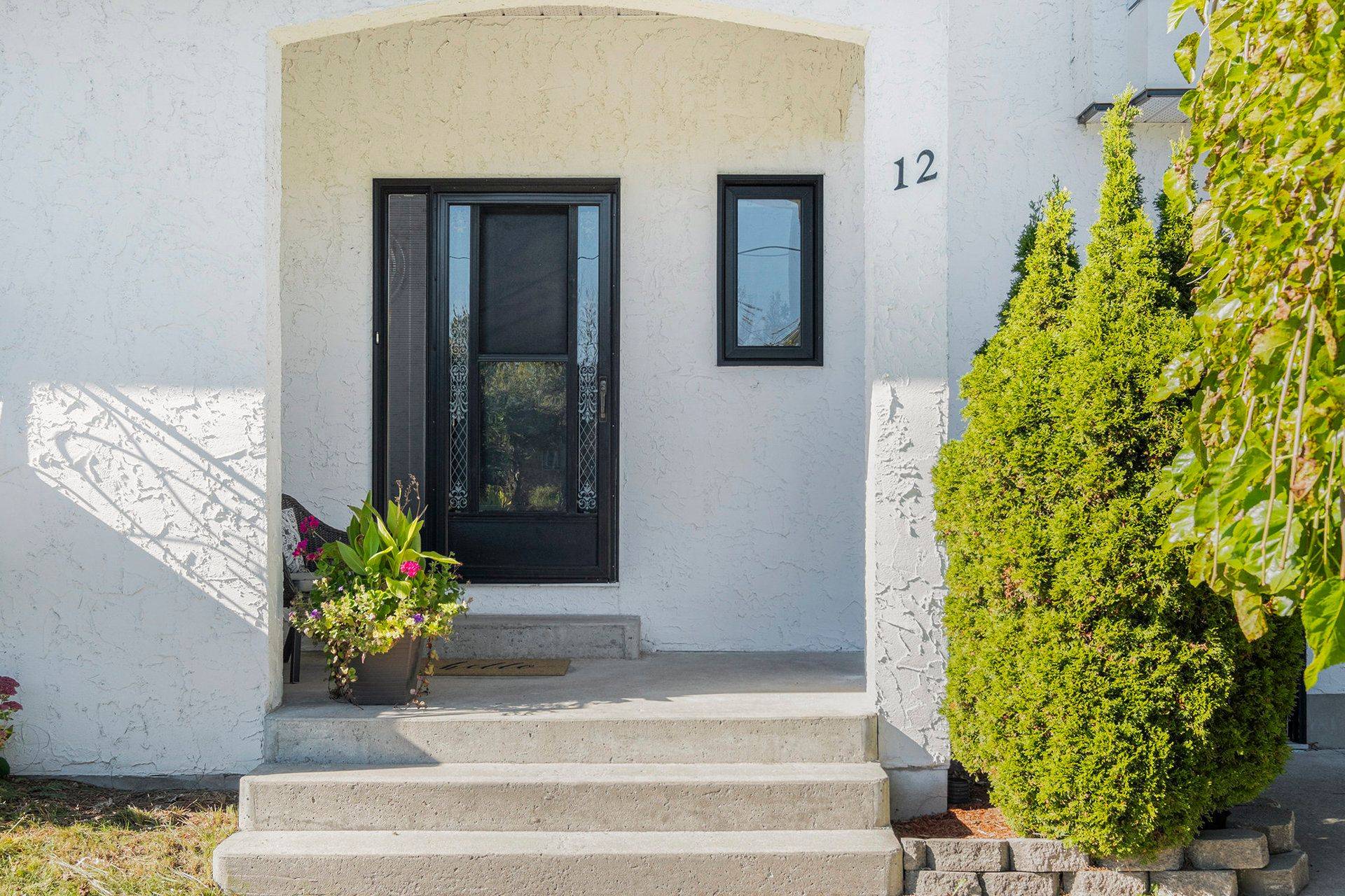 Rideau Lakes, ON K7A 4S5,12 Davis LN